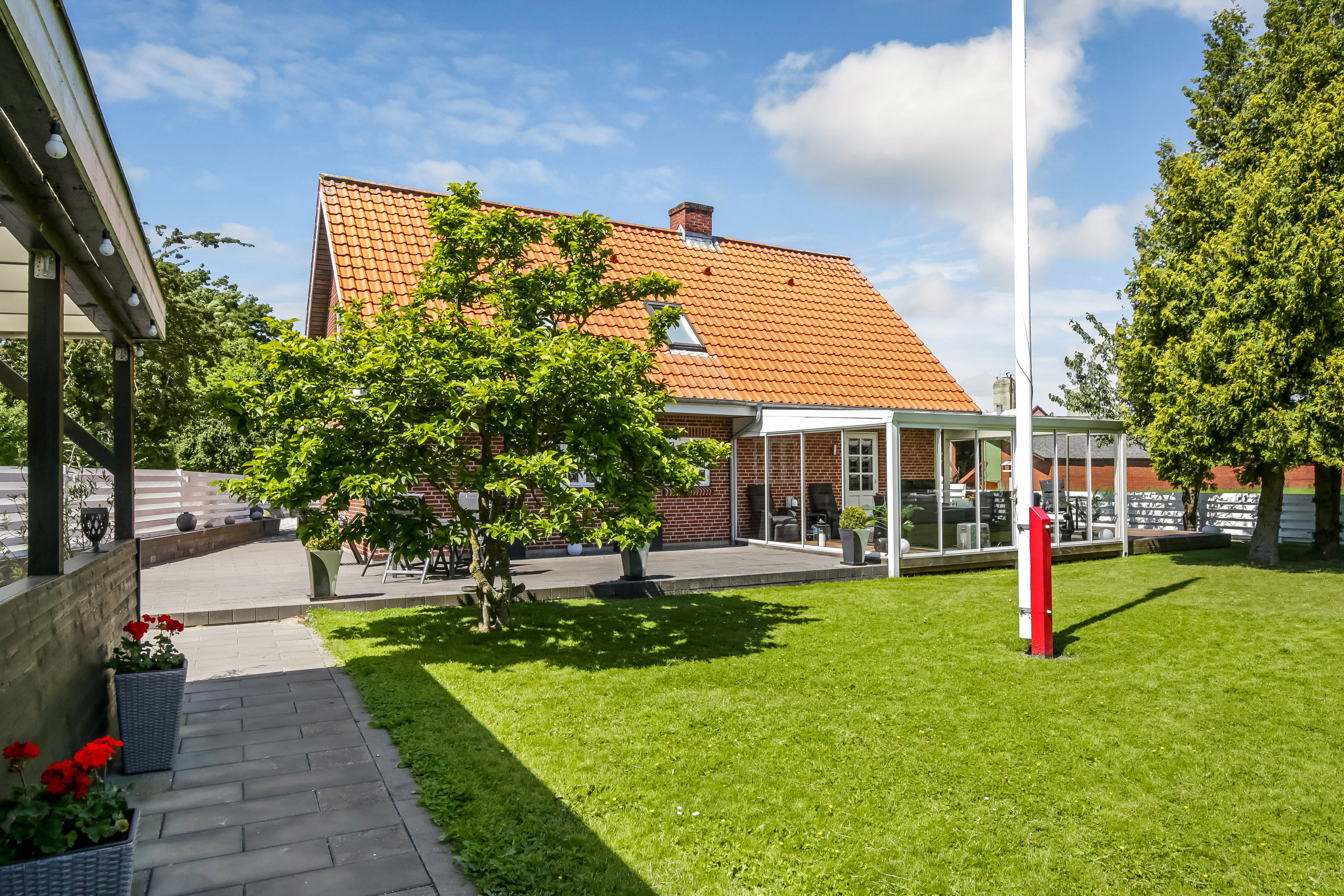 Fremhævet have billede i fuldskærmstilstand. Billede af Søgårdsvej 10, Tåstrup, 8410 Rønde