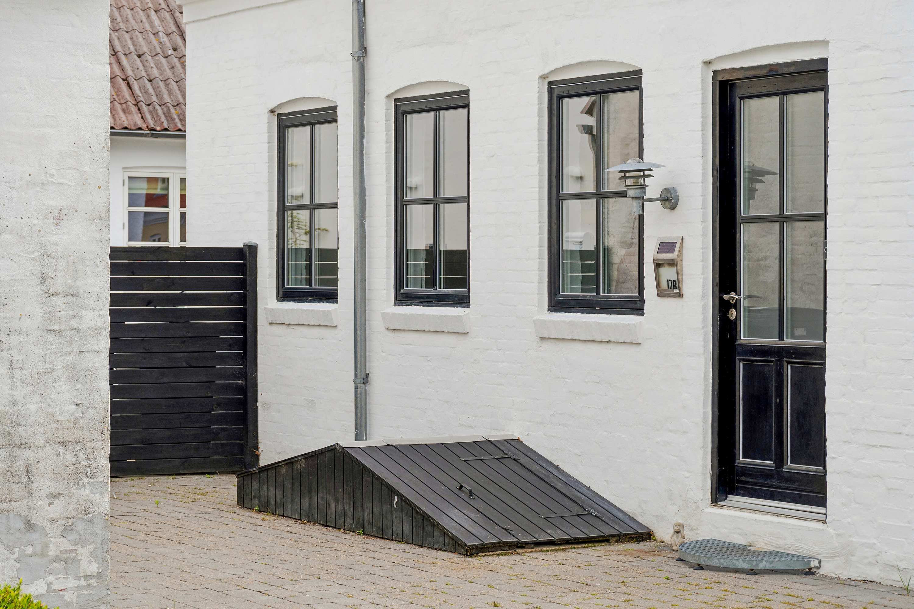 Fremhævet udendørs billede i fuldskærmstilstand. Billede af Samsøgade 17B, 9800 Hjørring