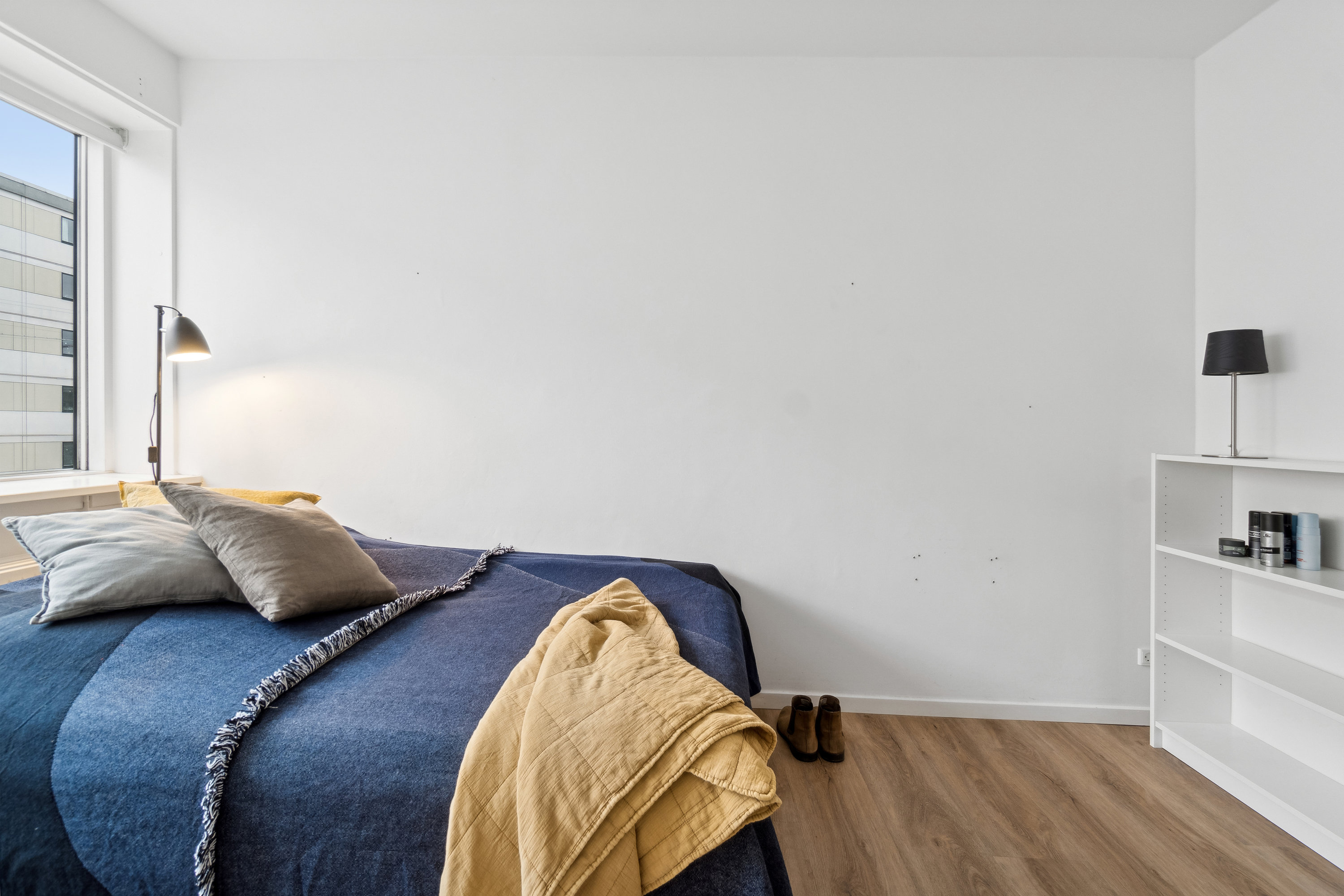 Fremhævet  billede i fuldskærmstilstand. Billede af Bernhard Bangs Alle 4, 2. 50., 2000 Frederiksberg