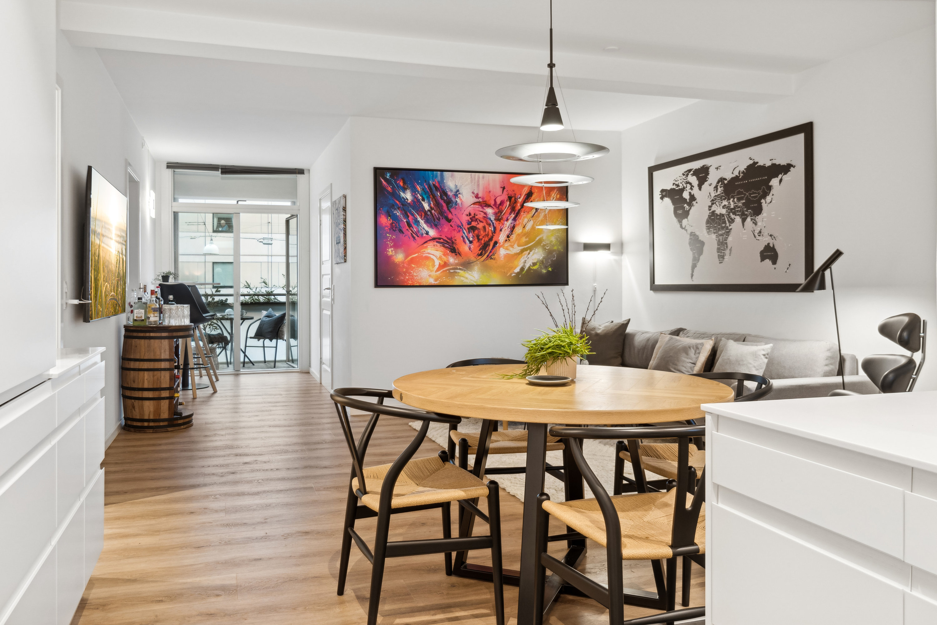 Fremhævet  billede i fuldskærmstilstand. Billede af Bernhard Bangs Alle 4, 2. 50., 2000 Frederiksberg