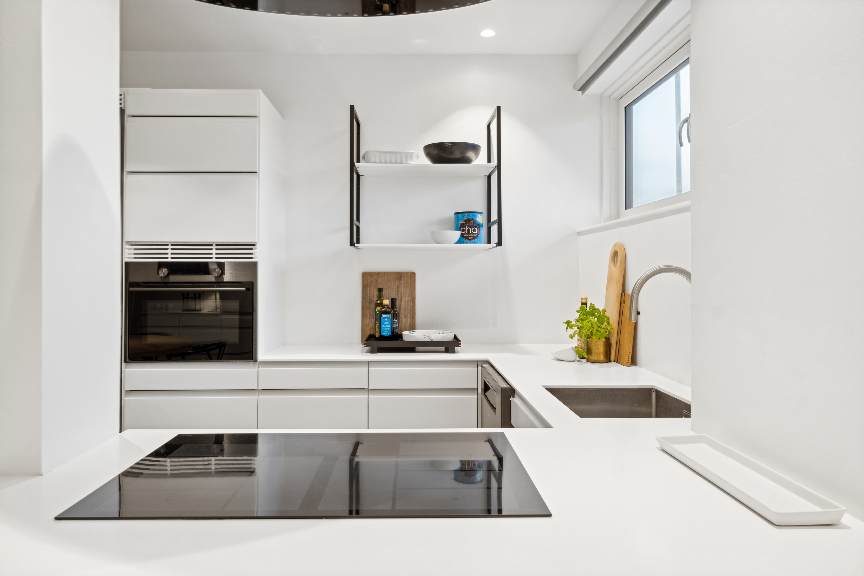 Fremhævet  billede i fuldskærmstilstand. Billede af Bernhard Bangs Alle 4, 2. 50., 2000 Frederiksberg