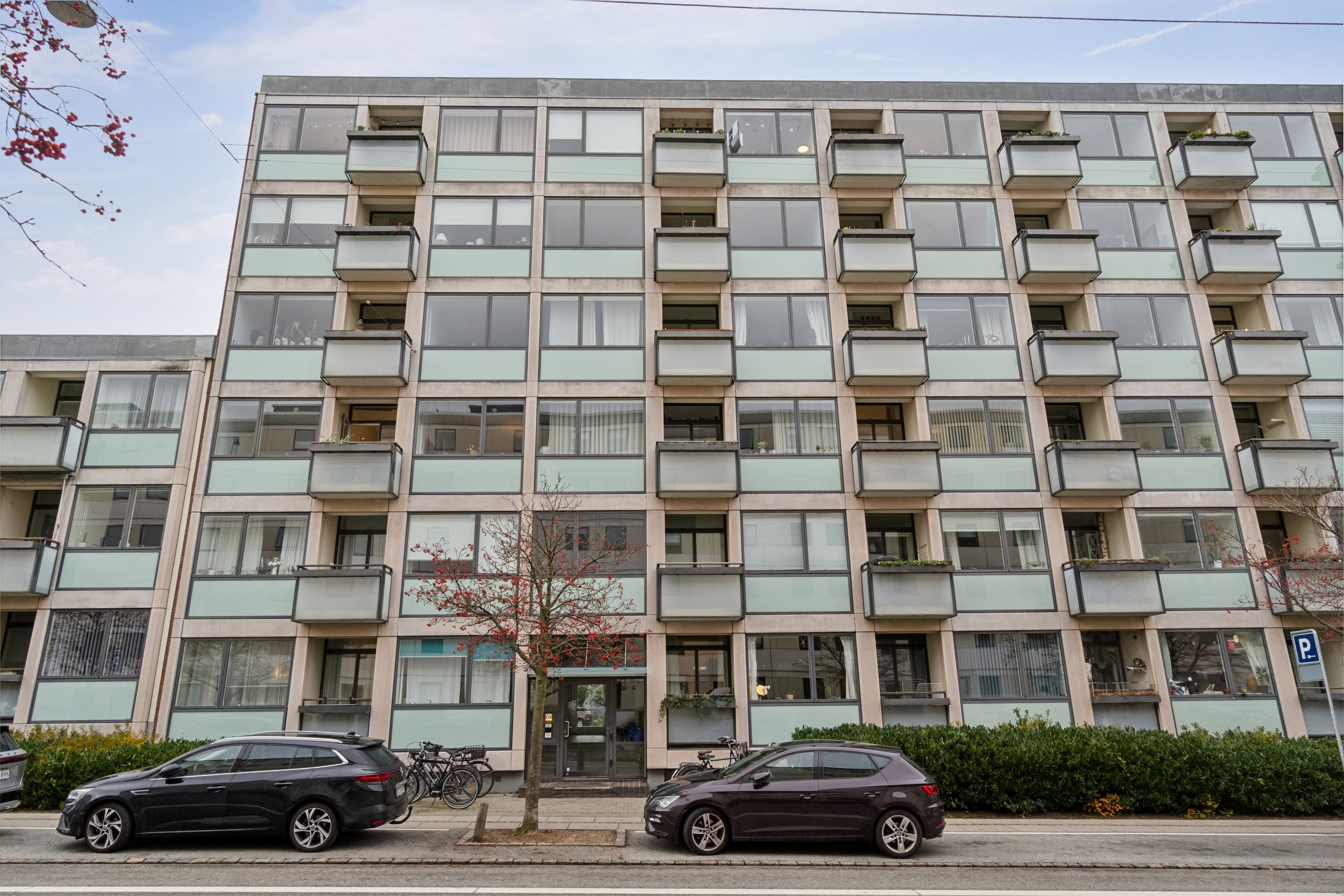 Fremhævet  billede i fuldskærmstilstand. Billede af Bernhard Bangs Alle 4, 2. 50., 2000 Frederiksberg