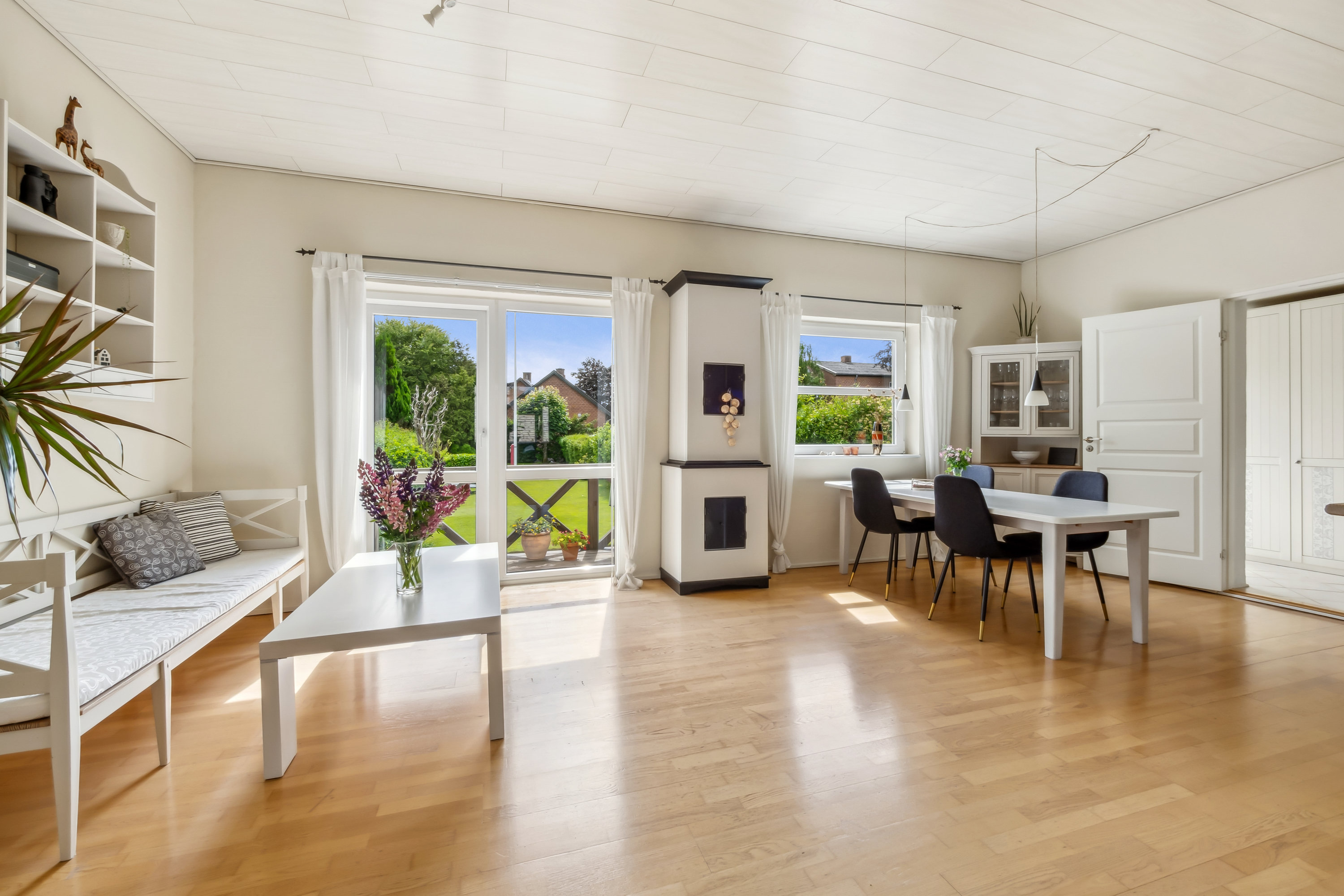 Fremhævet stue billede i fuldskærmstilstand. Billede af Refshammervej 12, 7900 Nykøbing M