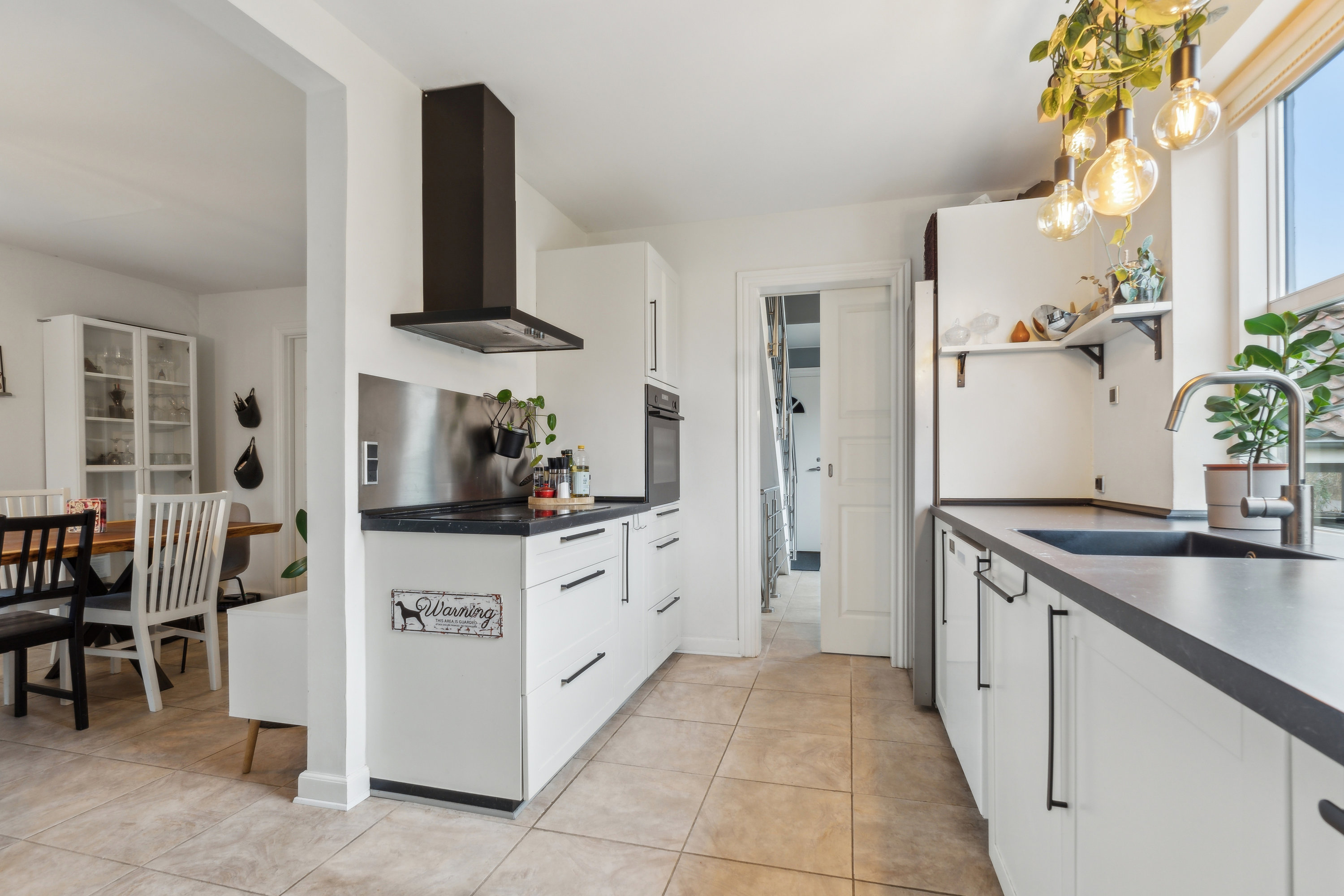 Miniaturebillede 1: køkken. Billede af Pederstrupvej 32, Slukefter, 5210 Odense NV