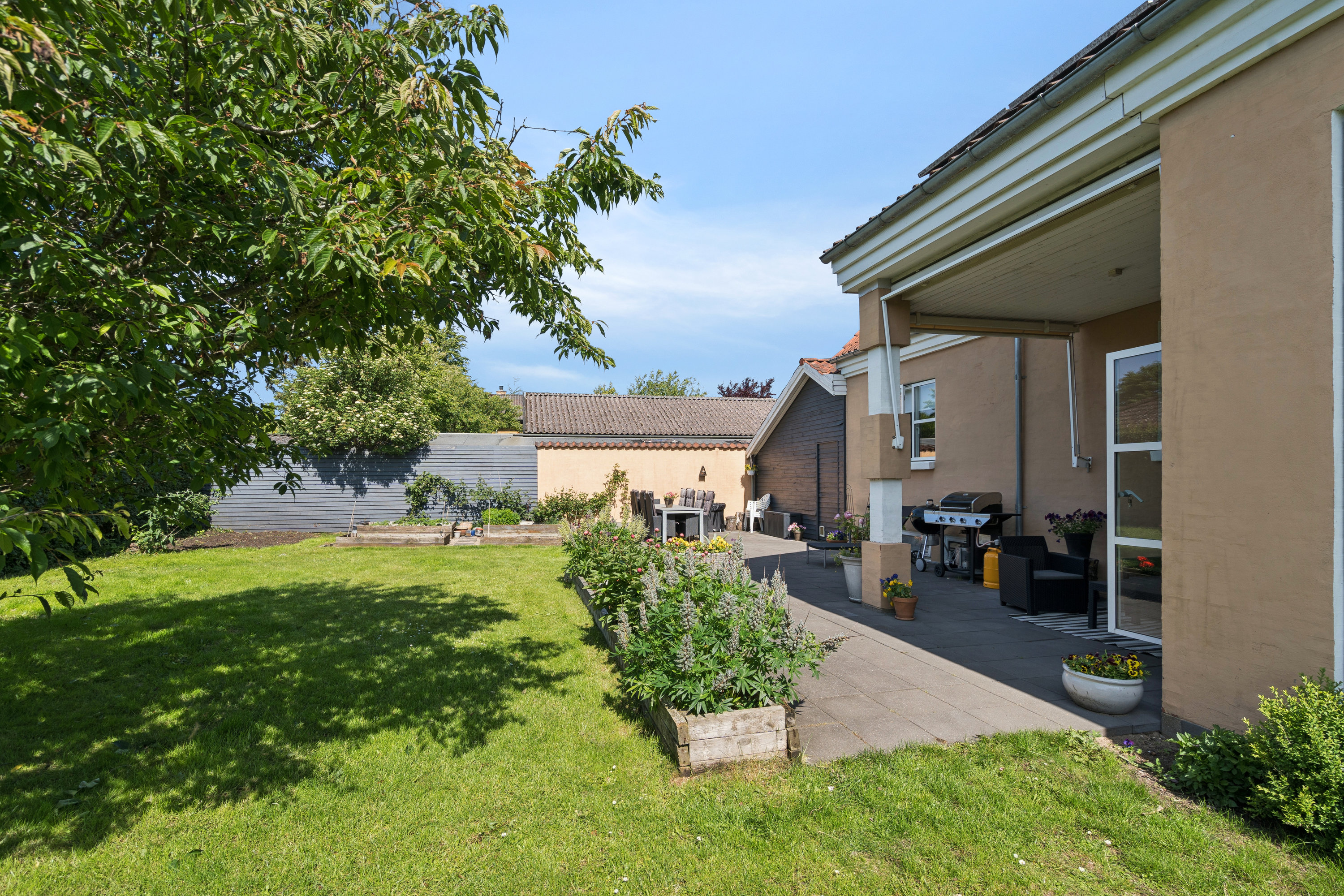 Fremhævet have billede i fuldskærmstilstand. Billede af Pederstrupvej 32, Slukefter, 5210 Odense NV