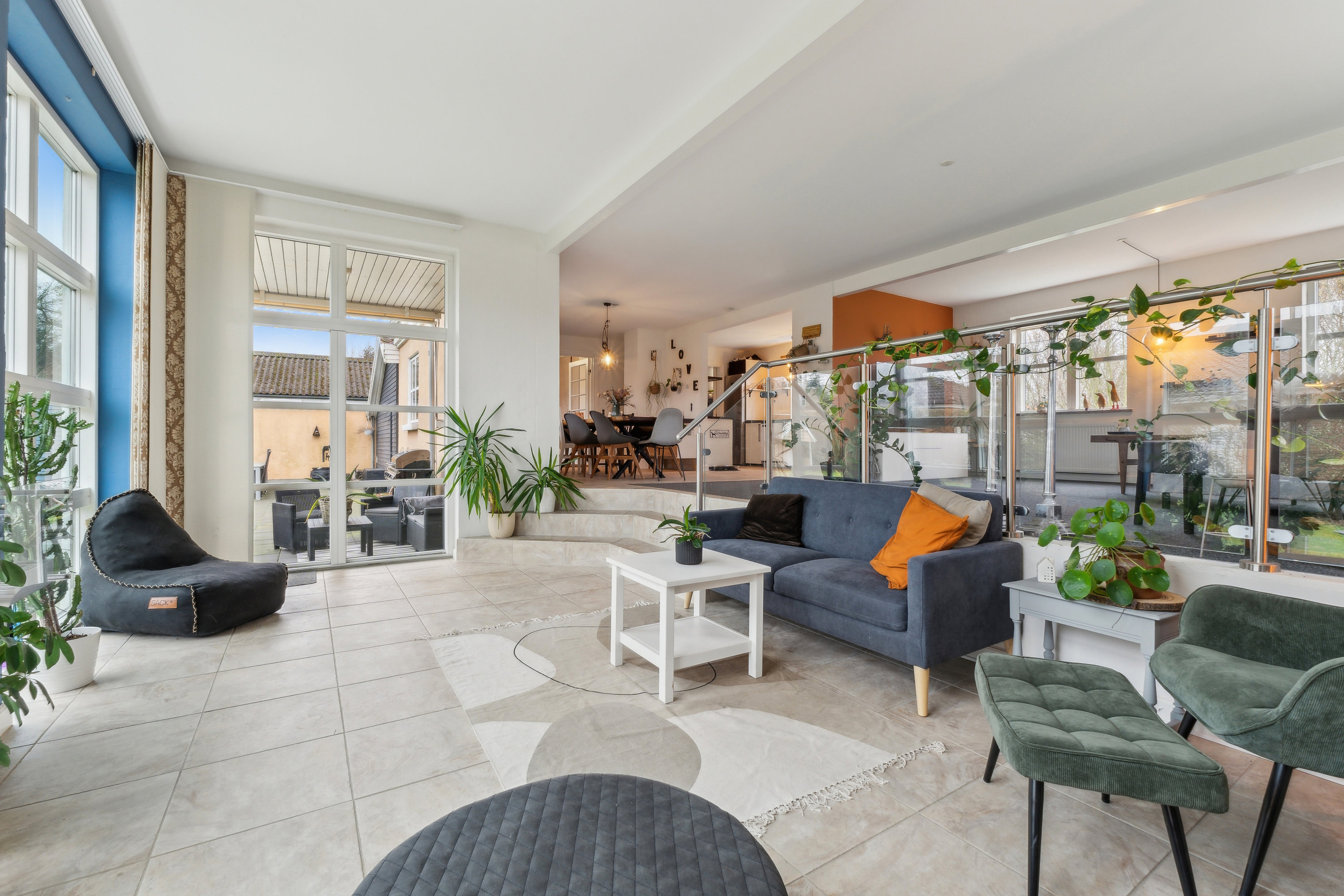 Fremhævet stue billede i fuldskærmstilstand. Billede af Pederstrupvej 32, Slukefter, 5210 Odense NV