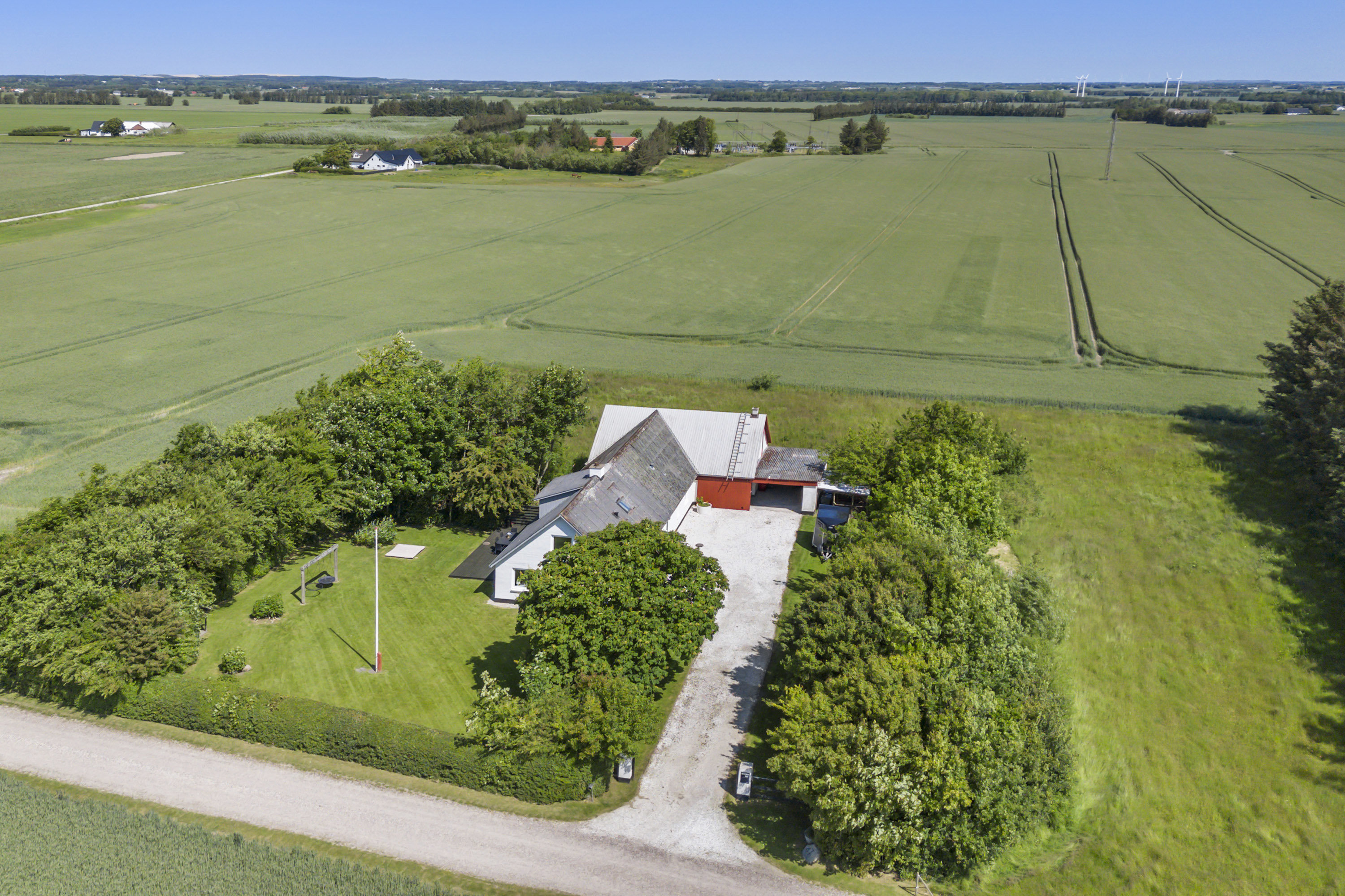 Fremhævet luftfoto billede i fuldskærmstilstand. Billede af Højlundsvej 47, Børglum, 9760 Vrå