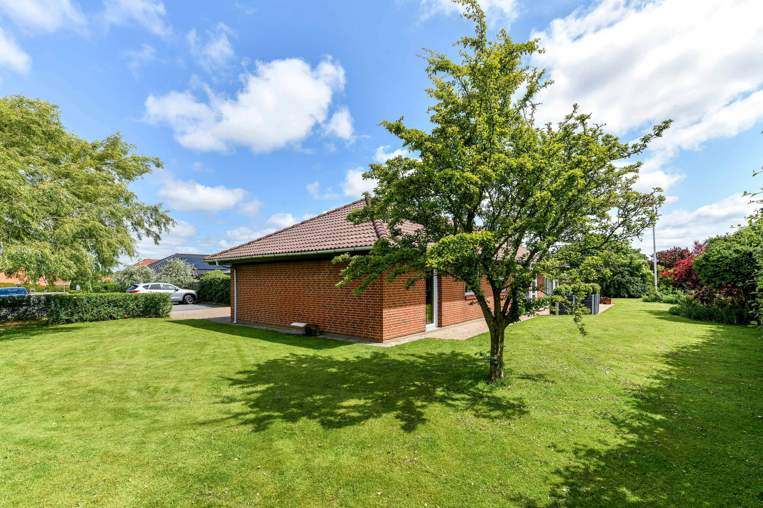 Fremhævet have billede i fuldskærmstilstand. Billede af Langlivej 15, 6852 Billum