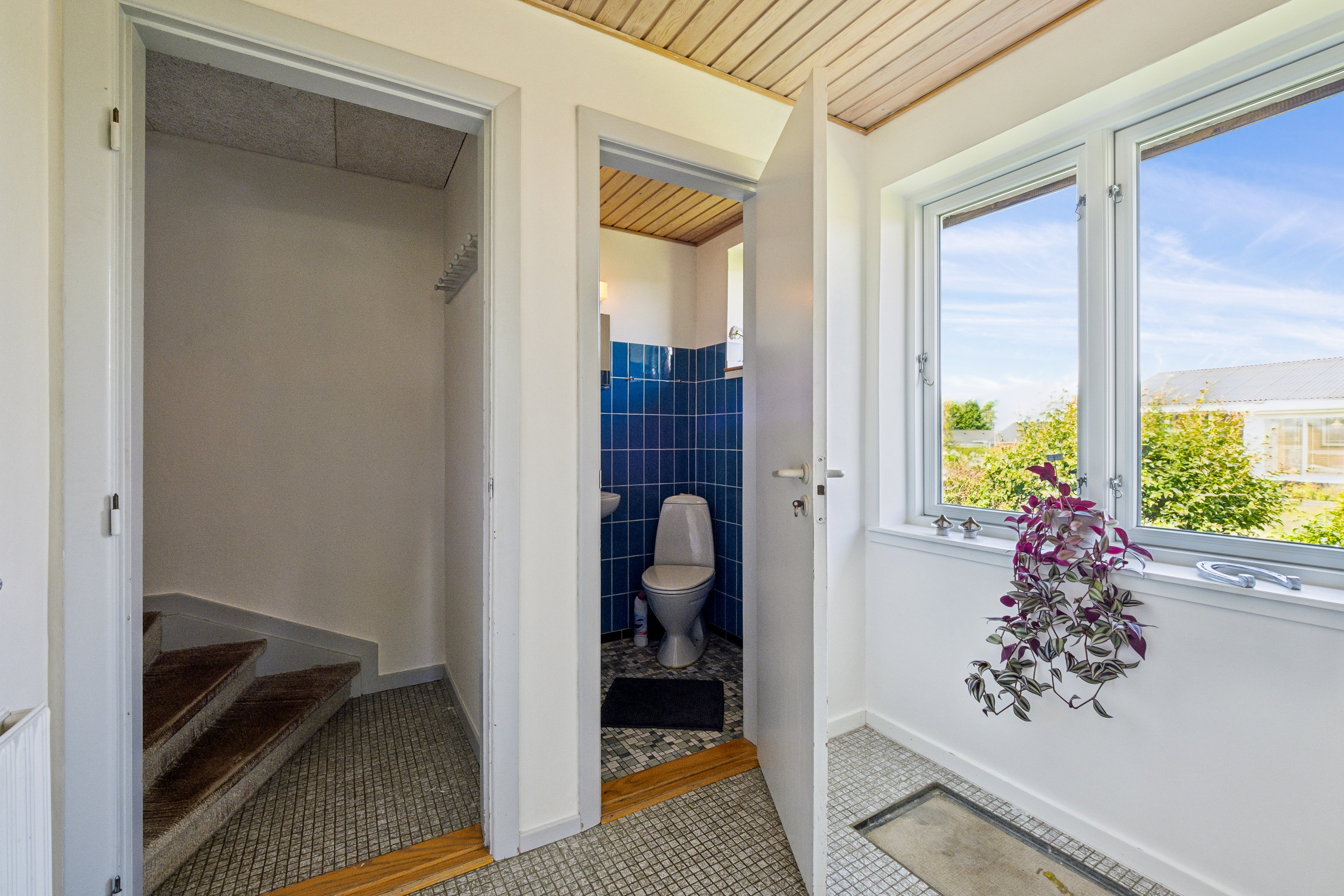 Fremhævet gang billede i fuldskærmstilstand. Billede af Buen 2, 7840 Højslev