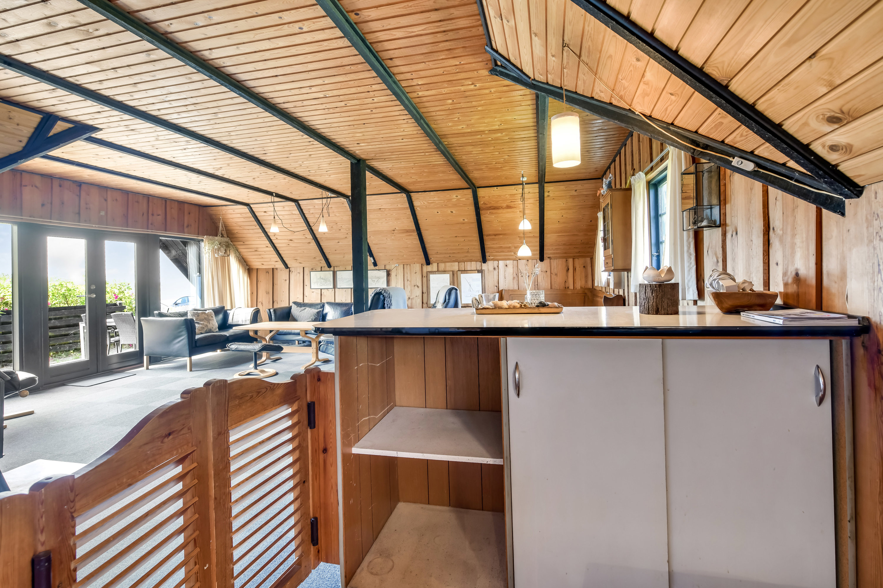 Fremhævet køkken billede i fuldskærmstilstand. Billede af Grønningen 17, 6857 Blåvand