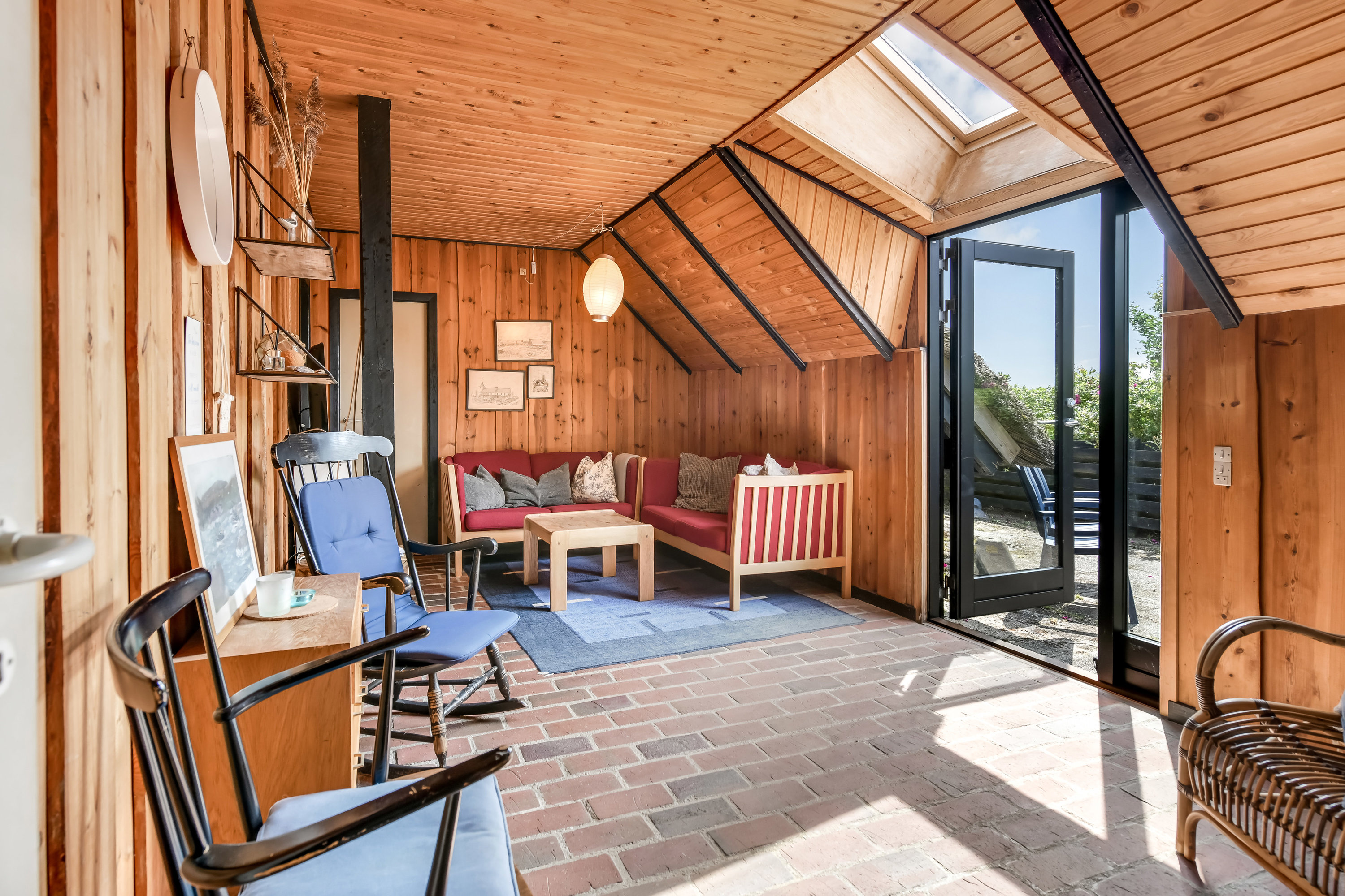 Fremhævet stue billede i fuldskærmstilstand. Billede af Grønningen 17, 6857 Blåvand