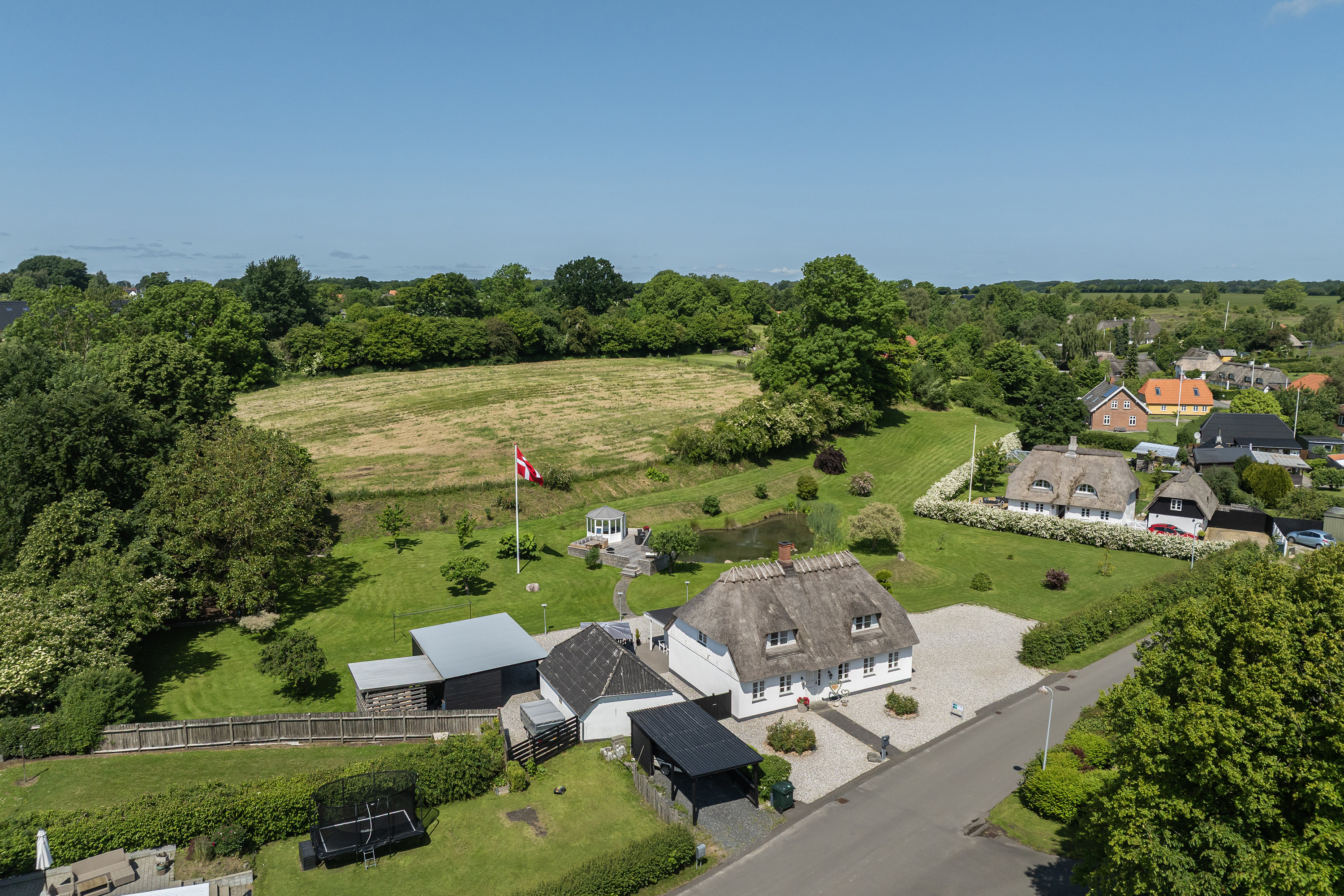 Fremhævet  billede i fuldskærmstilstand. Billede af Stenholt 1, 6092 Sønder Stenderup