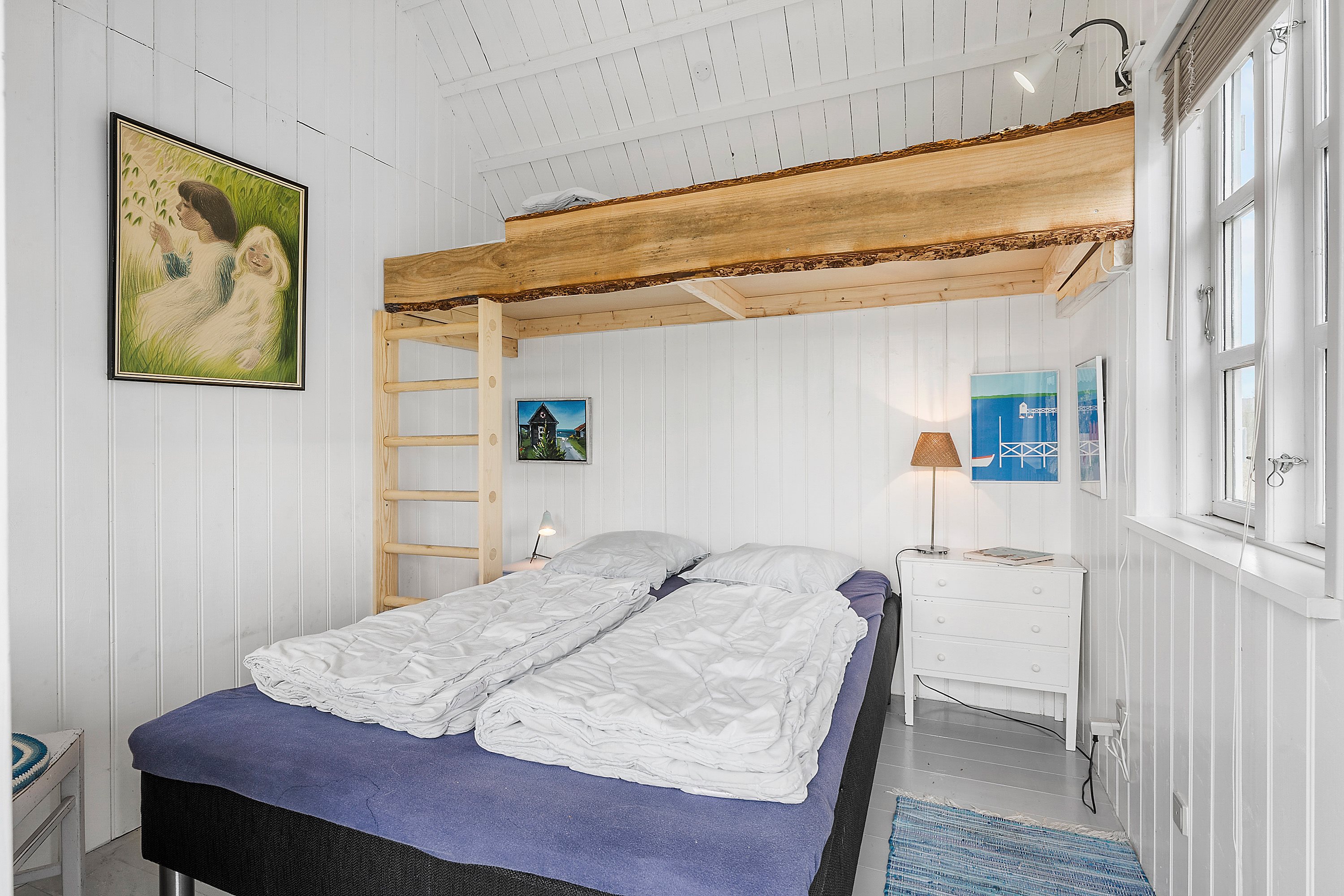 Fremhævet soveværelse billede i fuldskærmstilstand. Billede af Strandagervej 11, Dyngby Strand, 8300 Odder