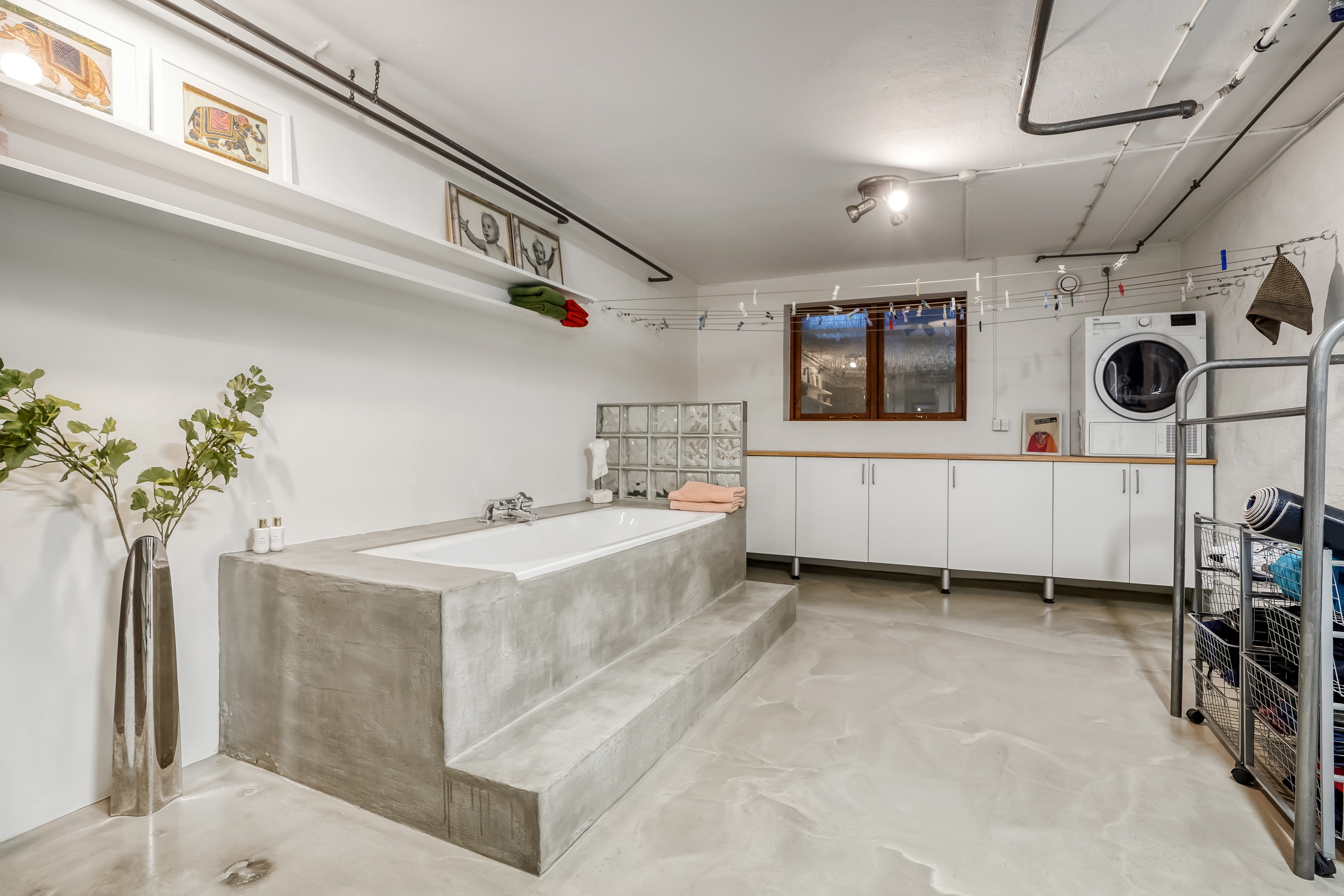 Fremhævet badeværelse billede i fuldskærmstilstand. Billede af Pæonvænget 17, 5000 Odense C