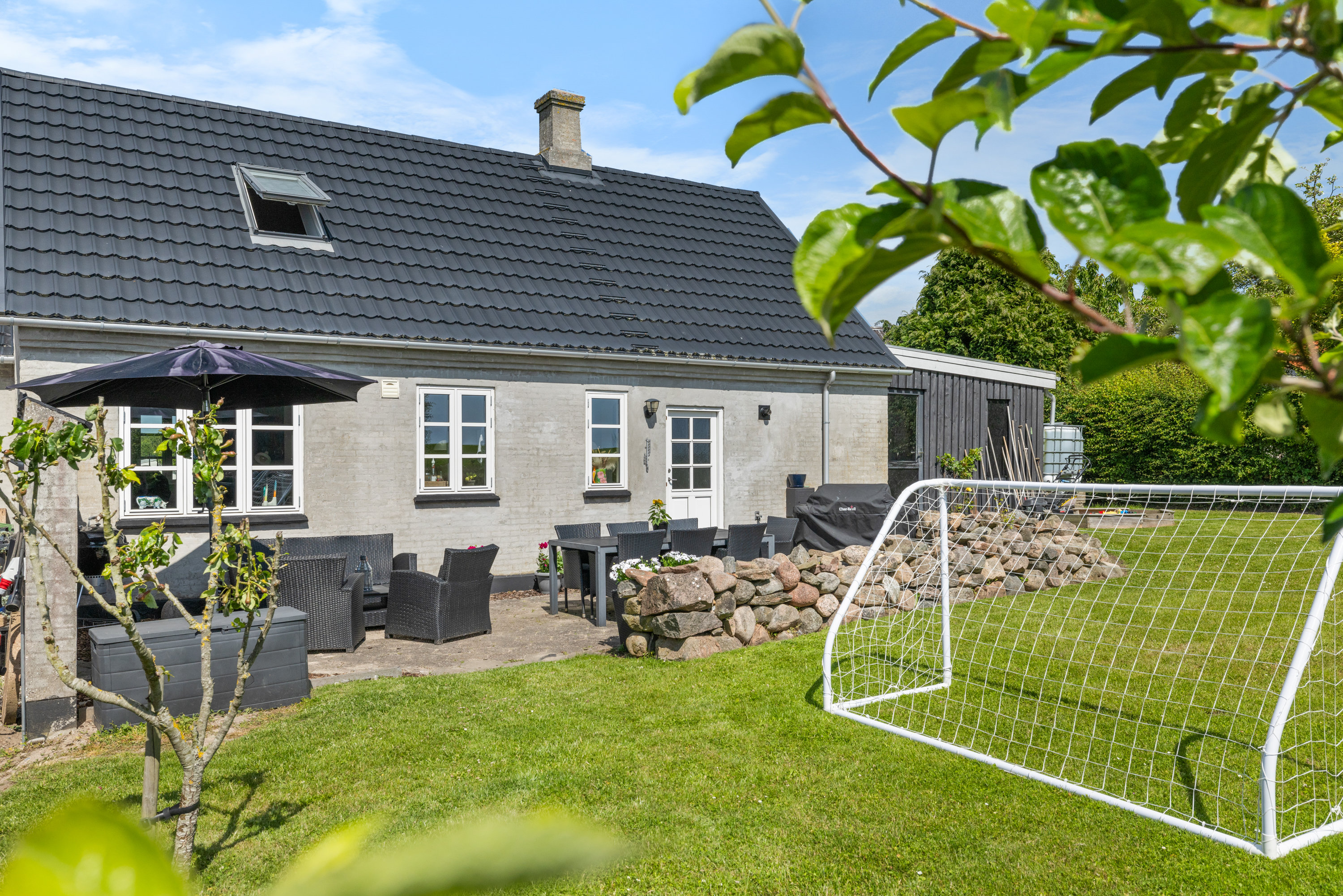 Fremhævet have billede i fuldskærmstilstand. Billede af Sinebjergvej 6, Bjerne, 5600 Faaborg