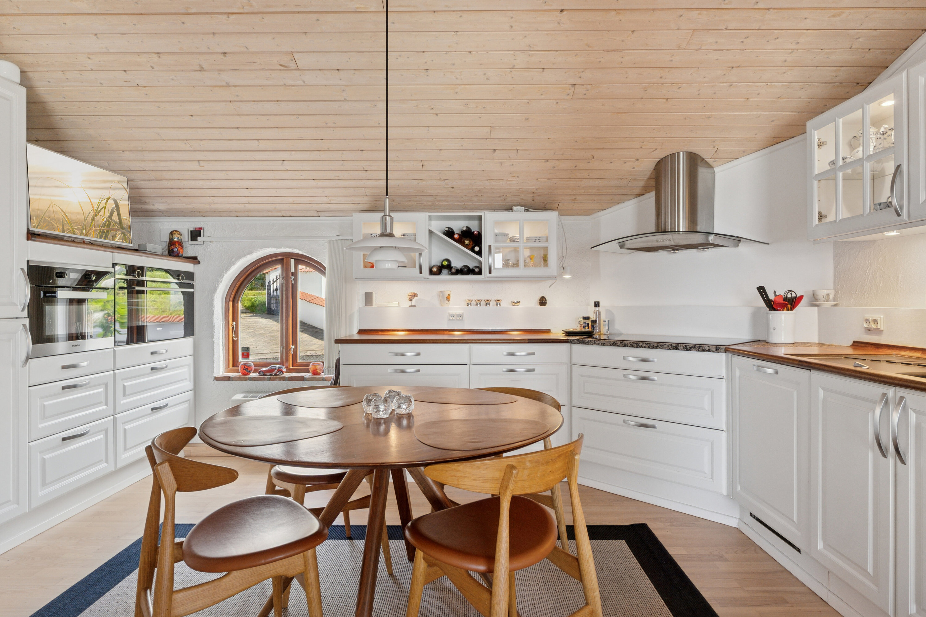 Fremhævet køkken billede i fuldskærmstilstand. Billede af Sandlodsvej 95, 4400 Kalundborg