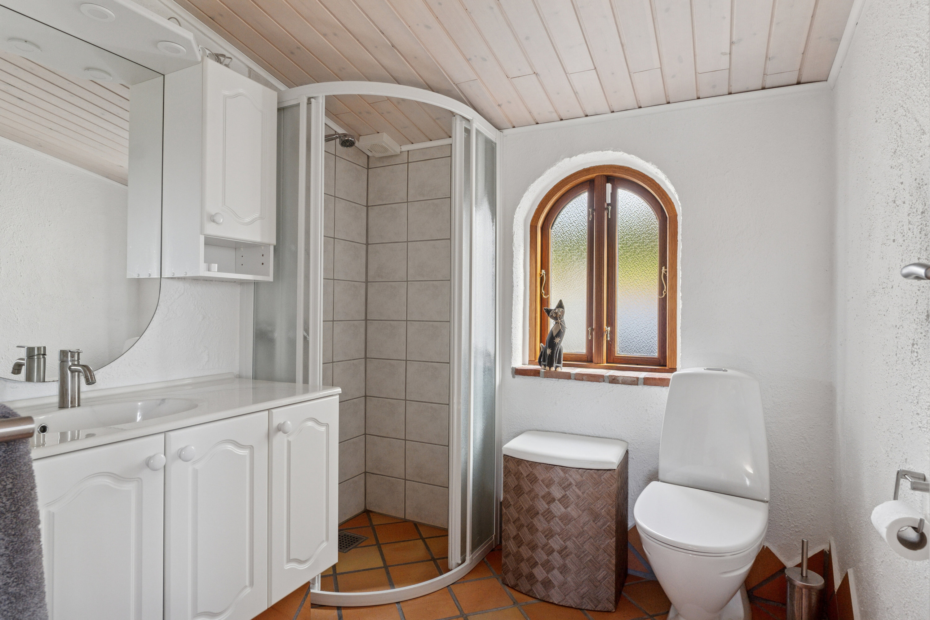 Fremhævet badeværelse billede i fuldskærmstilstand. Billede af Sandlodsvej 95, 4400 Kalundborg