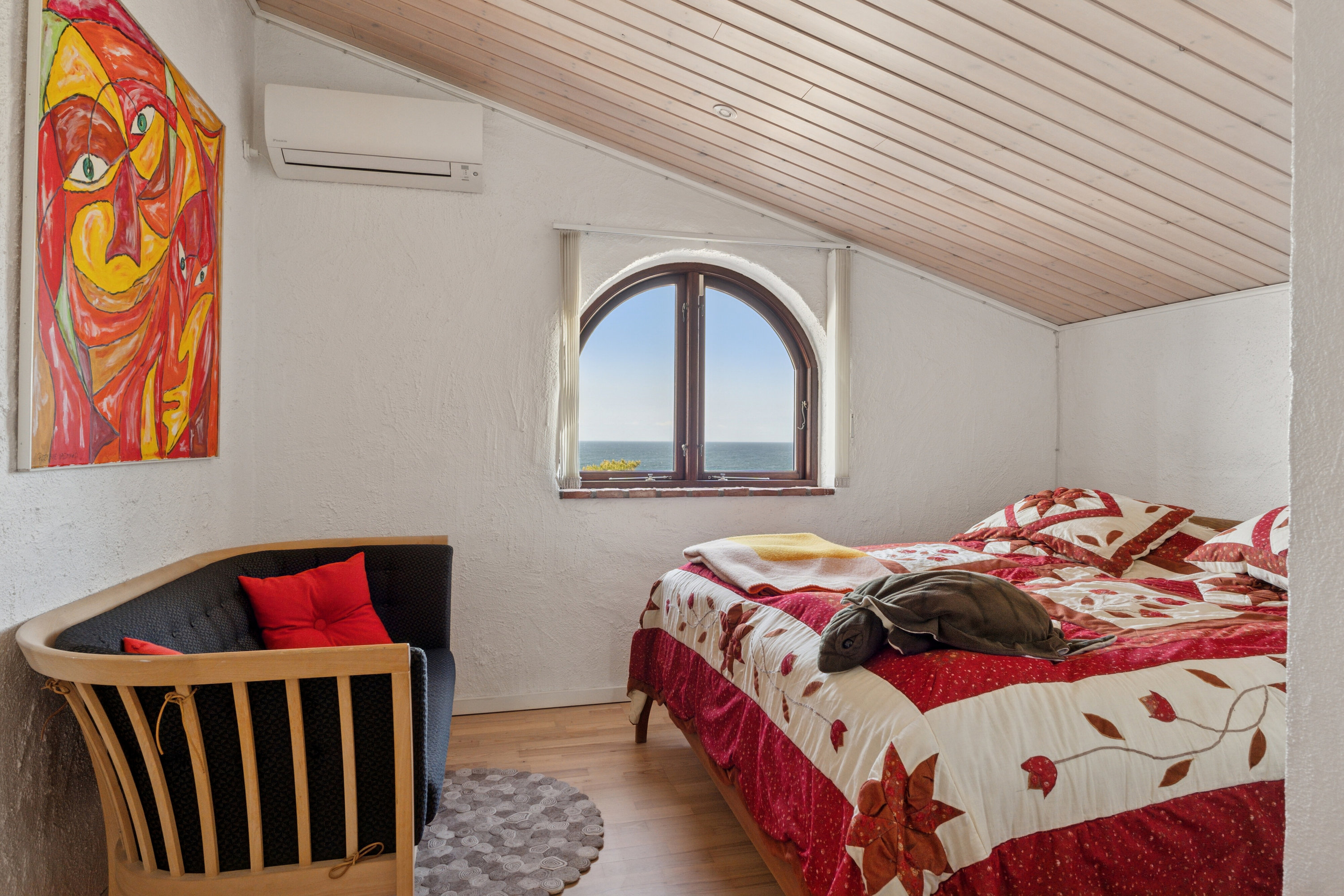 Fremhævet soveværelse billede i fuldskærmstilstand. Billede af Sandlodsvej 95, 4400 Kalundborg