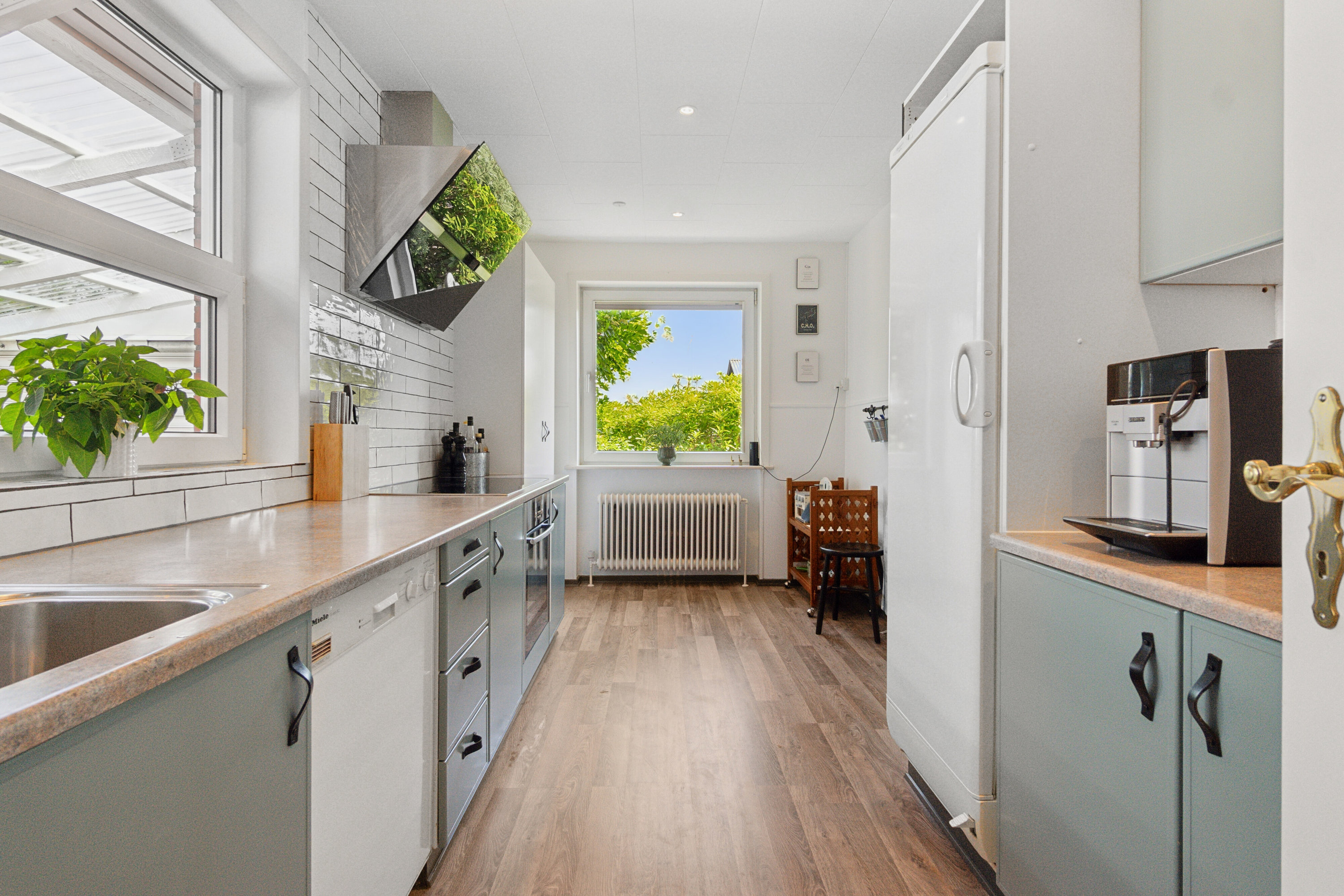 Fremhævet køkken billede i fuldskærmstilstand. Billede af Niels Ebbesensvej 5, 7770 Vestervig