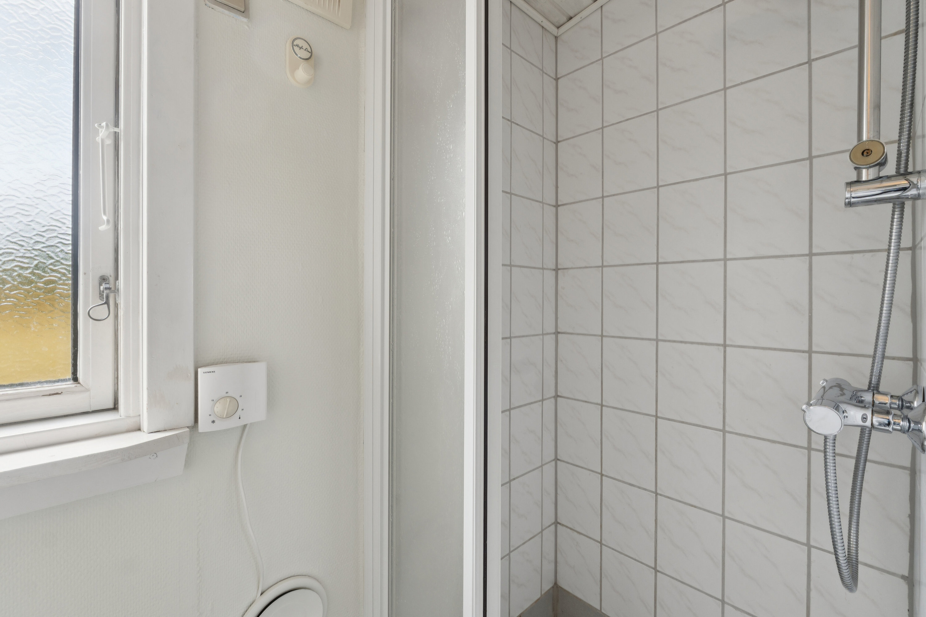 Fremhævet badeværelse billede i fuldskærmstilstand. Billede af Ved Stranden 25, Skal Klit, 9800 Hjørring