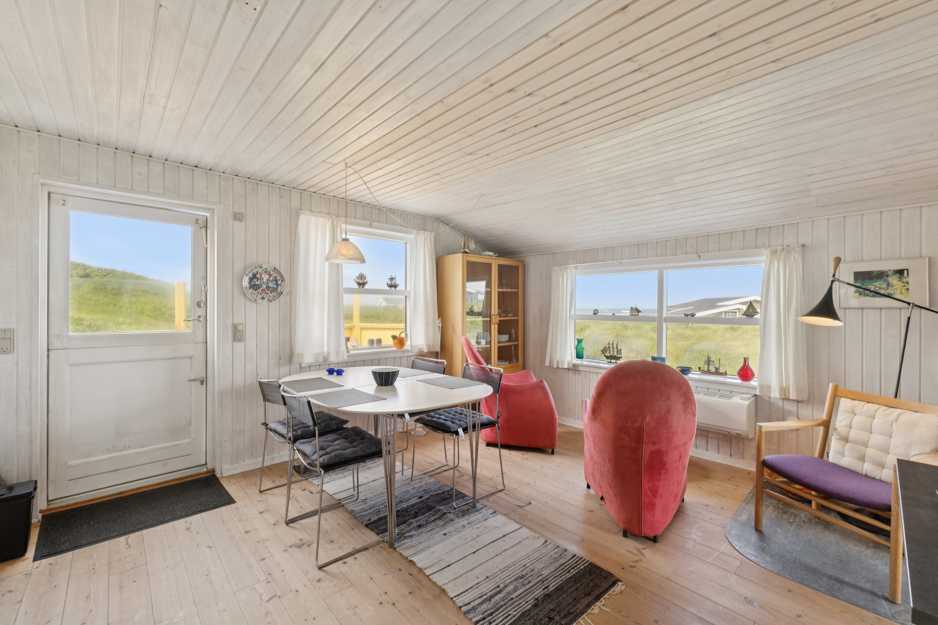 Fremhævet stue billede i fuldskærmstilstand. Billede af Ved Stranden 25, Skal Klit, 9800 Hjørring