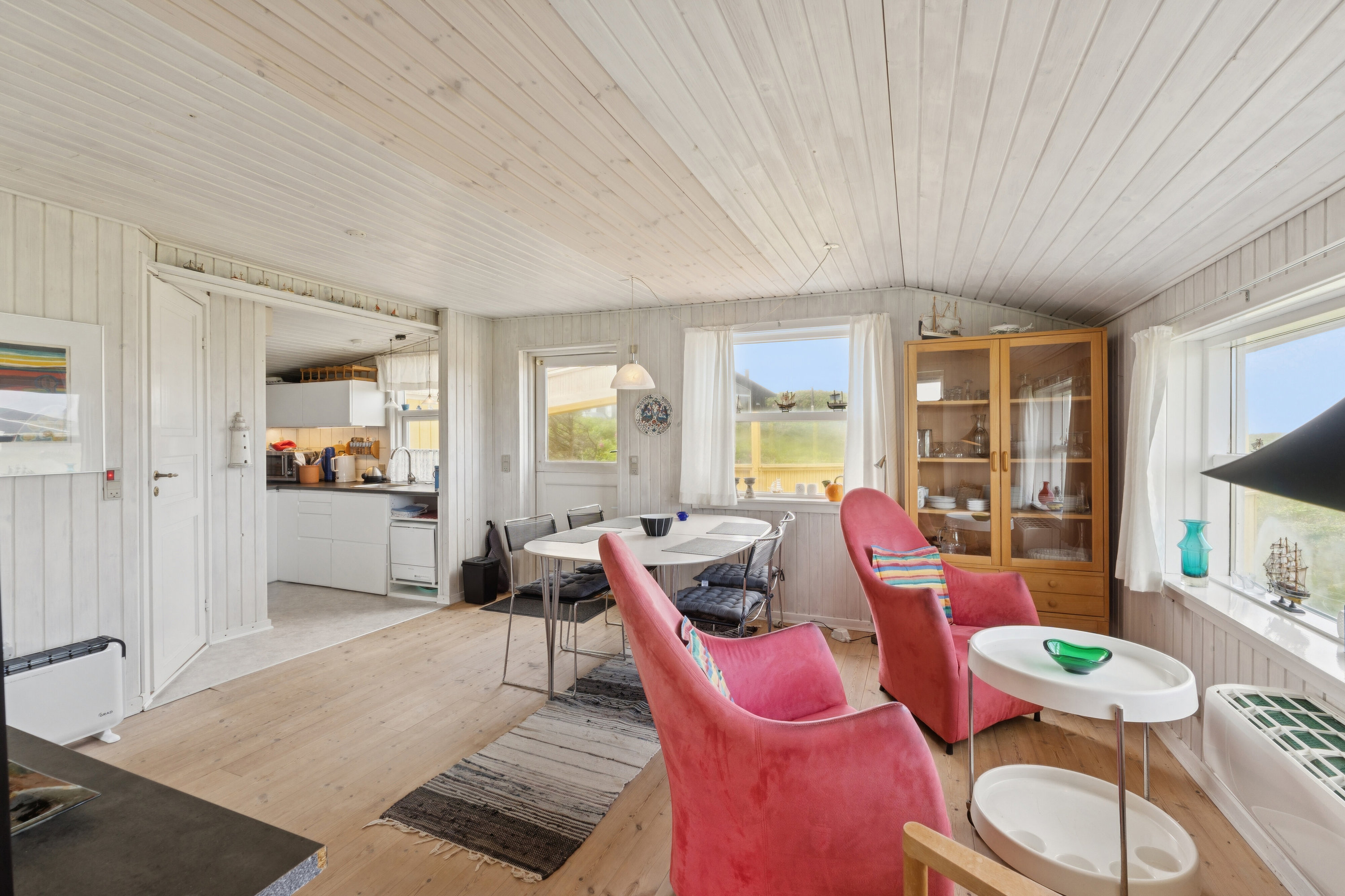 Fremhævet stue billede i fuldskærmstilstand. Billede af Ved Stranden 25, Skal Klit, 9800 Hjørring