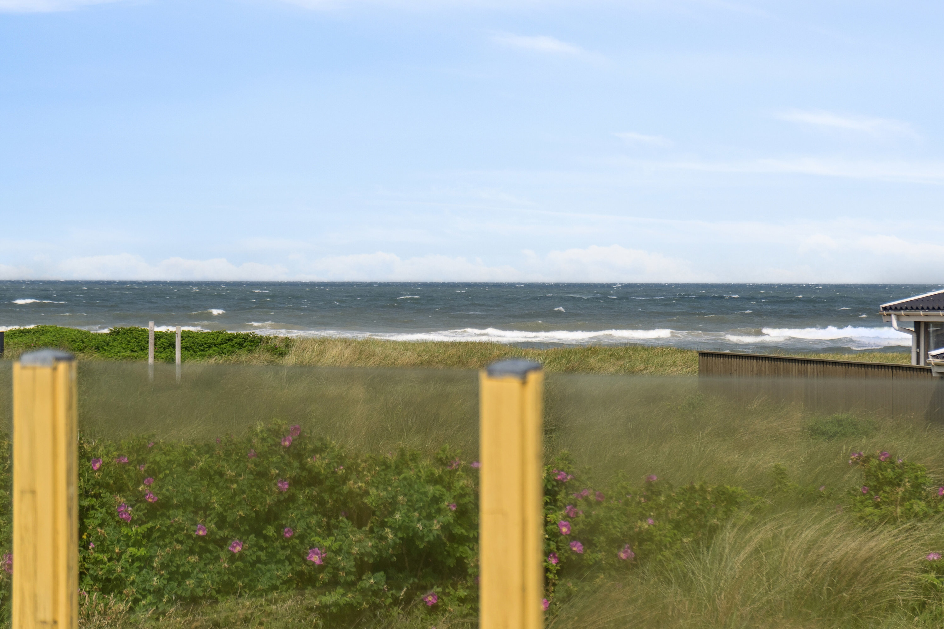 Miniaturebillede 1: udsigt. Billede af Ved Stranden 25, Skal Klit, 9800 Hjørring