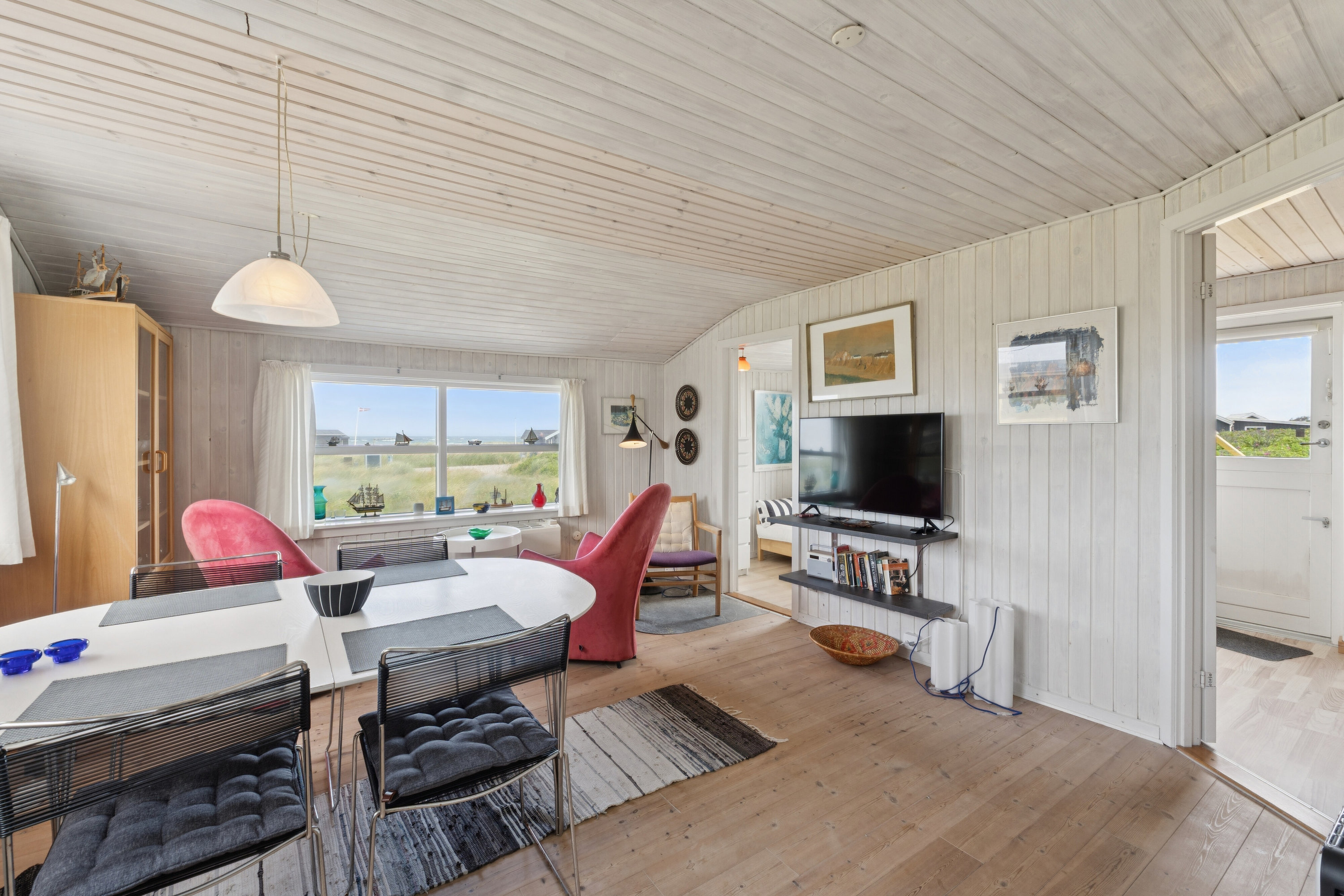 Fremhævet stue billede i fuldskærmstilstand. Billede af Ved Stranden 25, Skal Klit, 9800 Hjørring