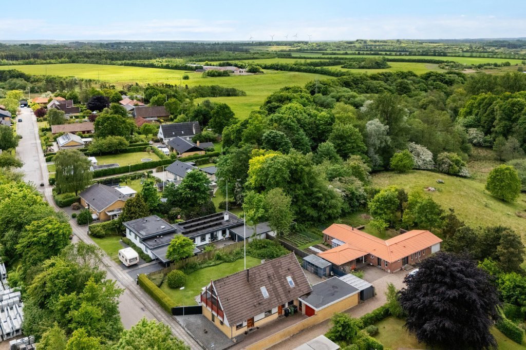 Fremhævet  billede i fuldskærmstilstand. Billede af Frøjk Møllevej 67, 7500 Holstebro