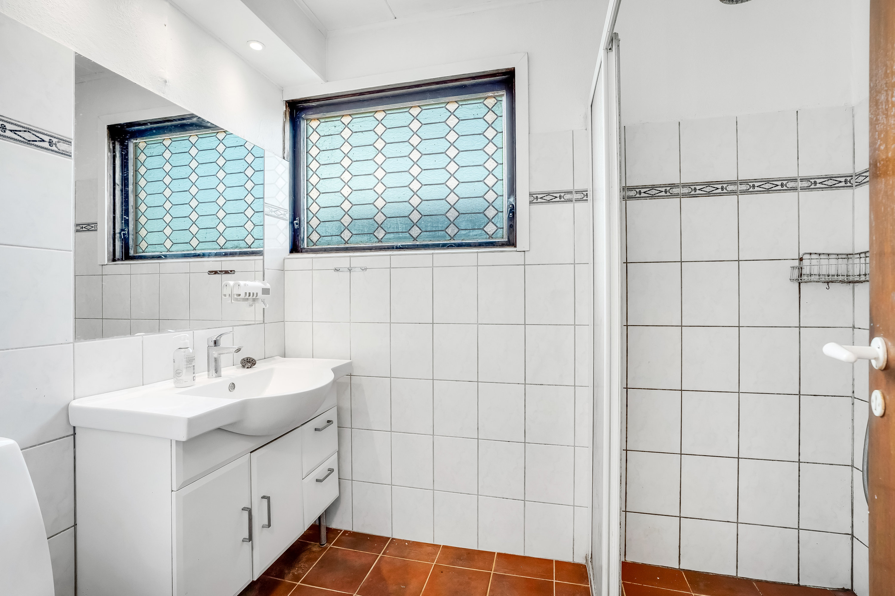 Miniaturebillede 2: badeværelse. Billede af Mågevej 25, Rødbyhavn, 4970 Rødby