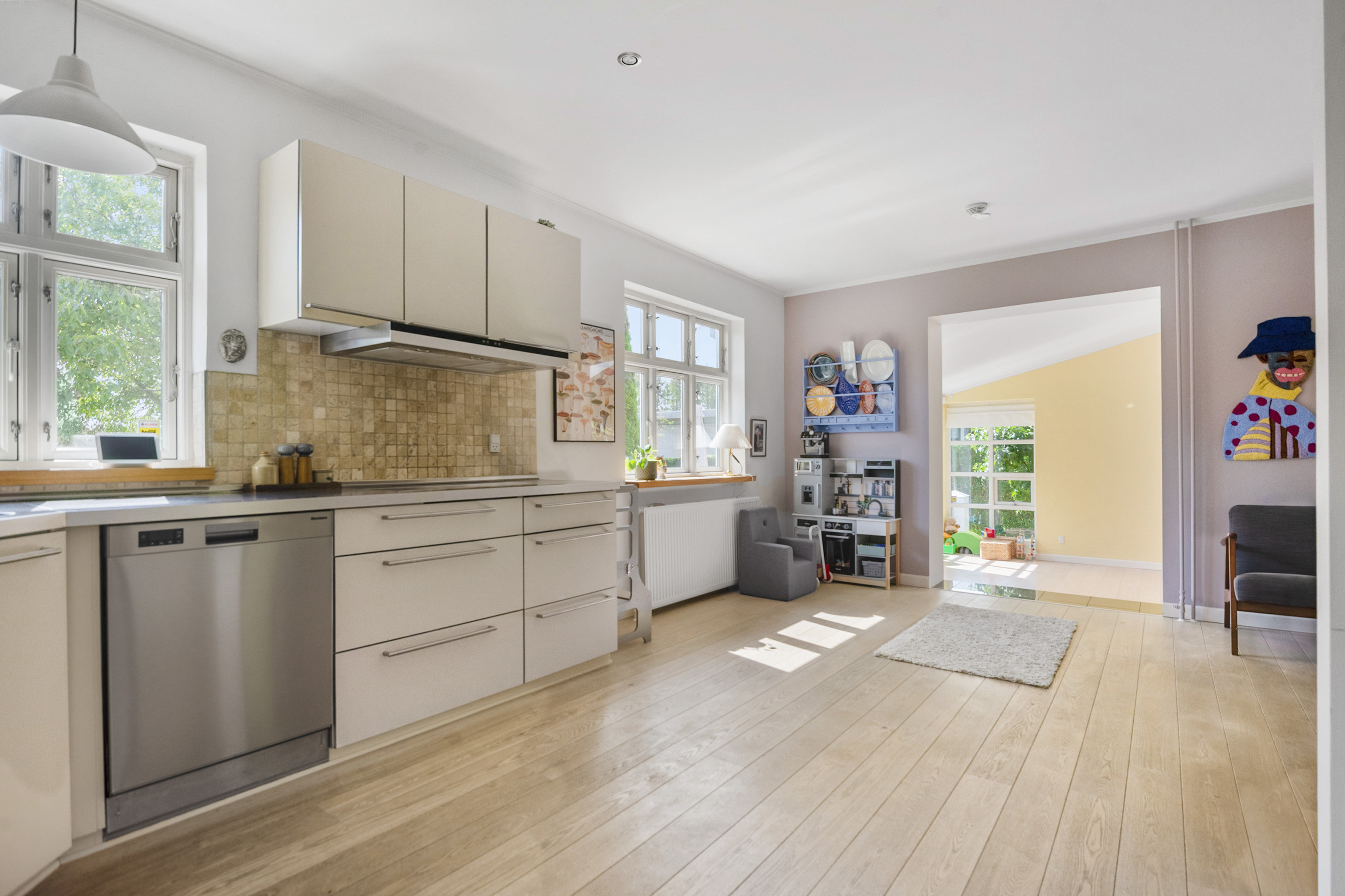 Fremhævet køkken billede i fuldskærmstilstand. Billede af Århusvej 60, 8300 Odder