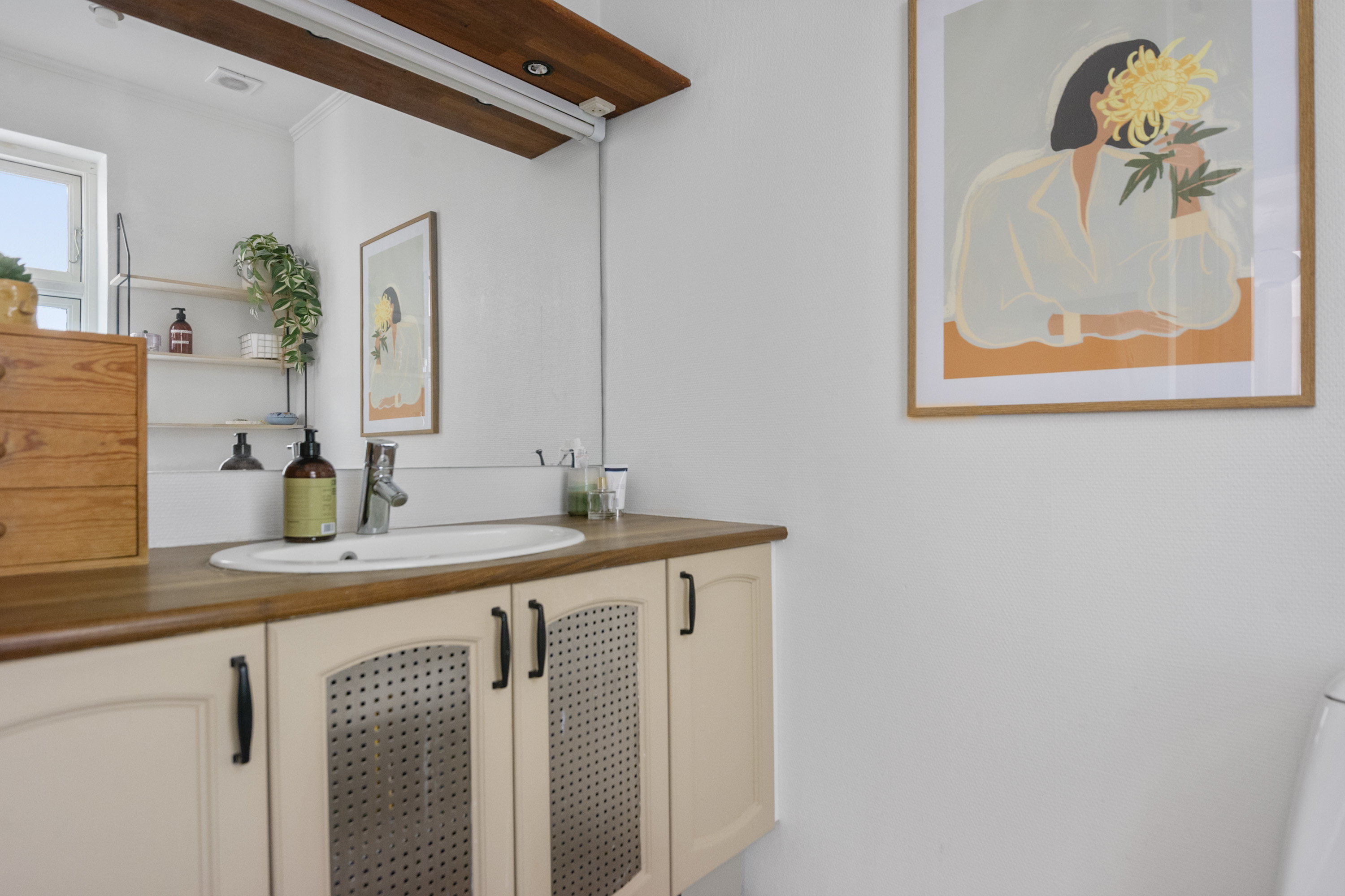 Fremhævet badeværelse billede i fuldskærmstilstand. Billede af Århusvej 60, 8300 Odder