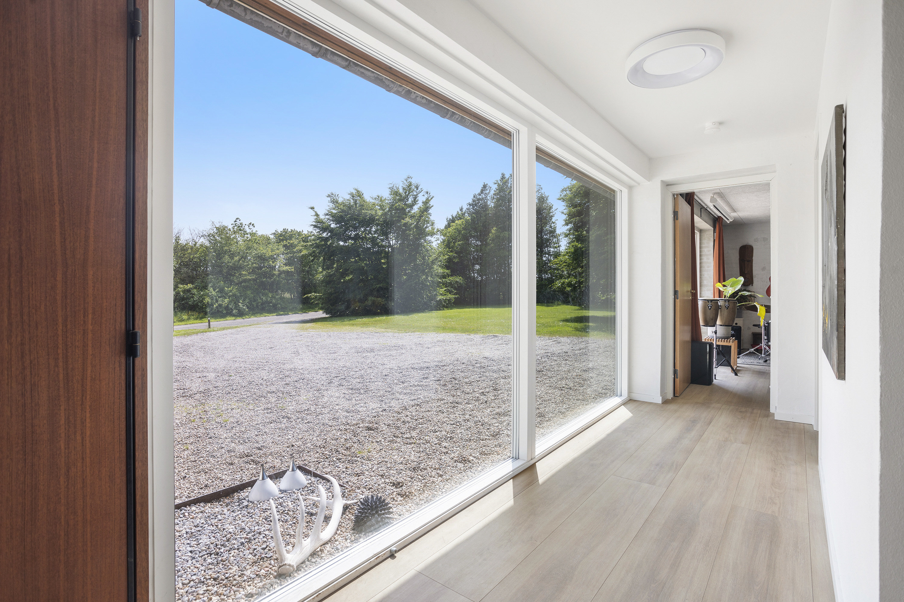 Fremhævet gang billede i fuldskærmstilstand. Billede af Sandenvej 1, Lyngså, 9300 Sæby