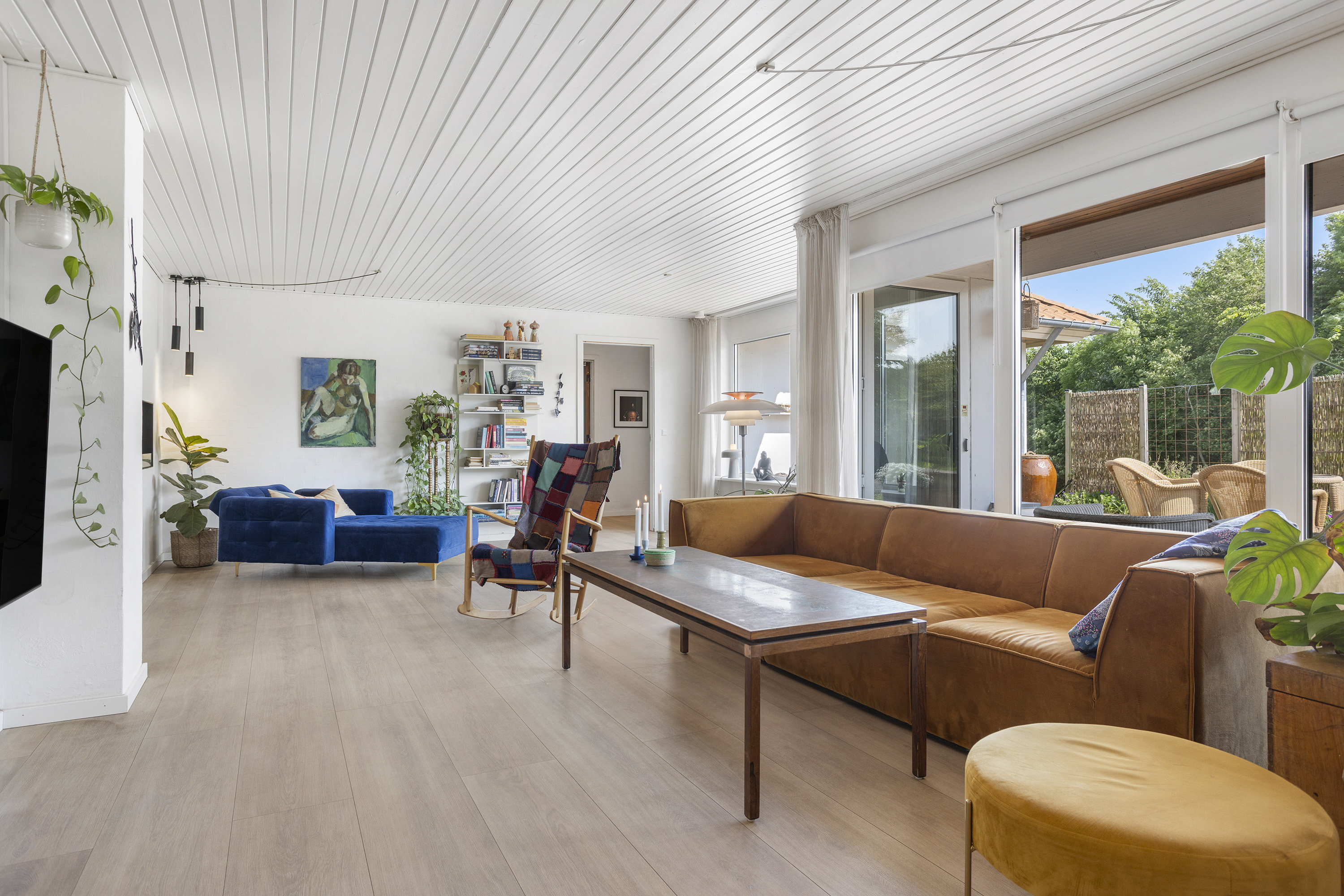 Fremhævet stue billede i fuldskærmstilstand. Billede af Sandenvej 1, Lyngså, 9300 Sæby