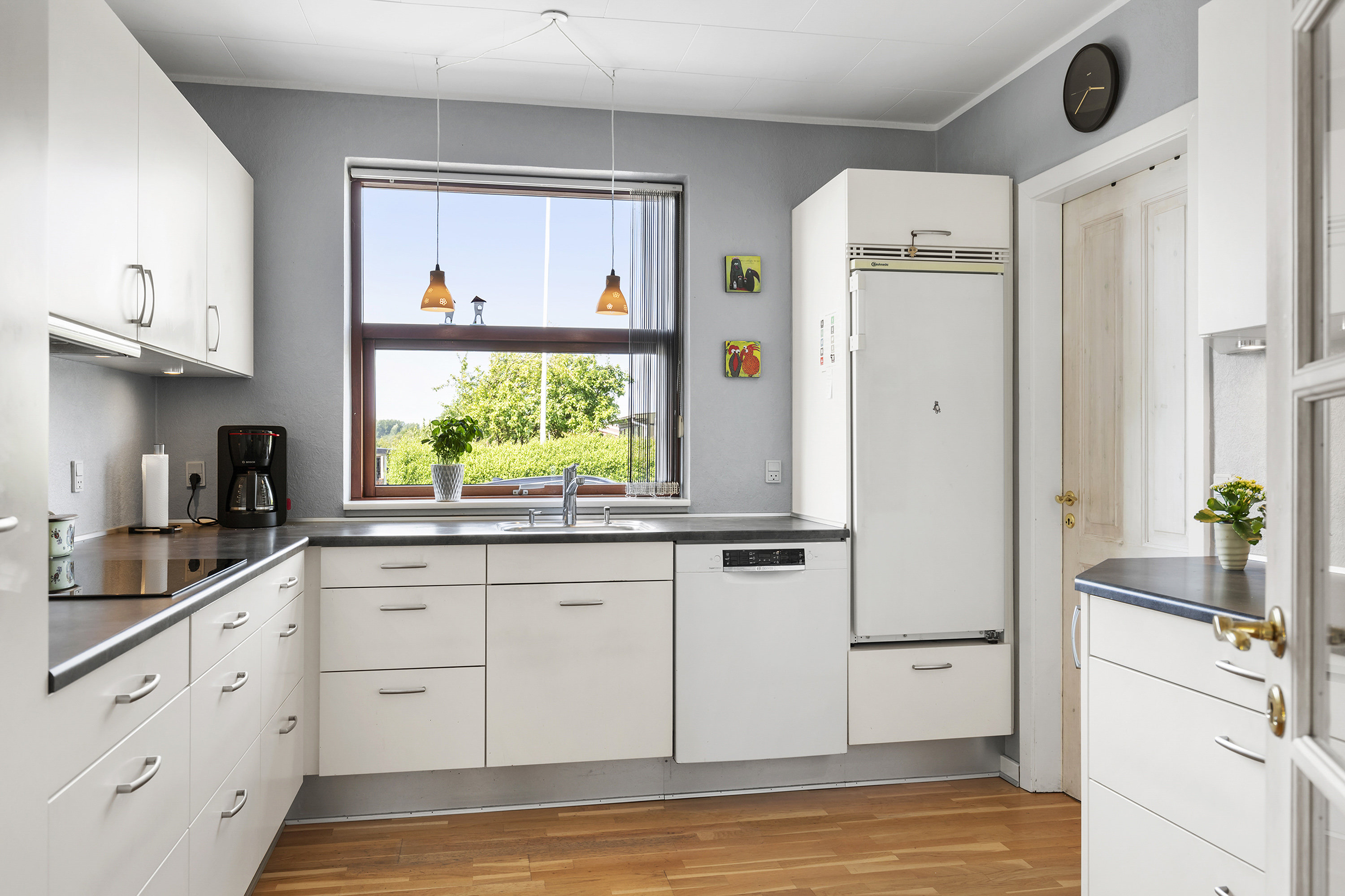 Fremhævet køkken billede i fuldskærmstilstand. Billede af Dr. Margrethes Vej 27, 9600 Aars