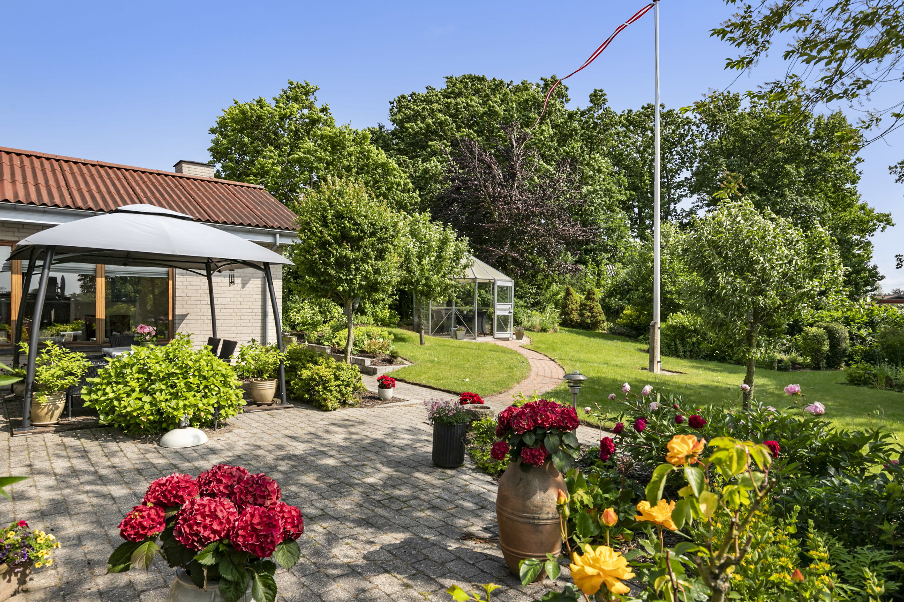 Fremhævet have billede i fuldskærmstilstand. Billede af Dr. Margrethes Vej 27, 9600 Aars