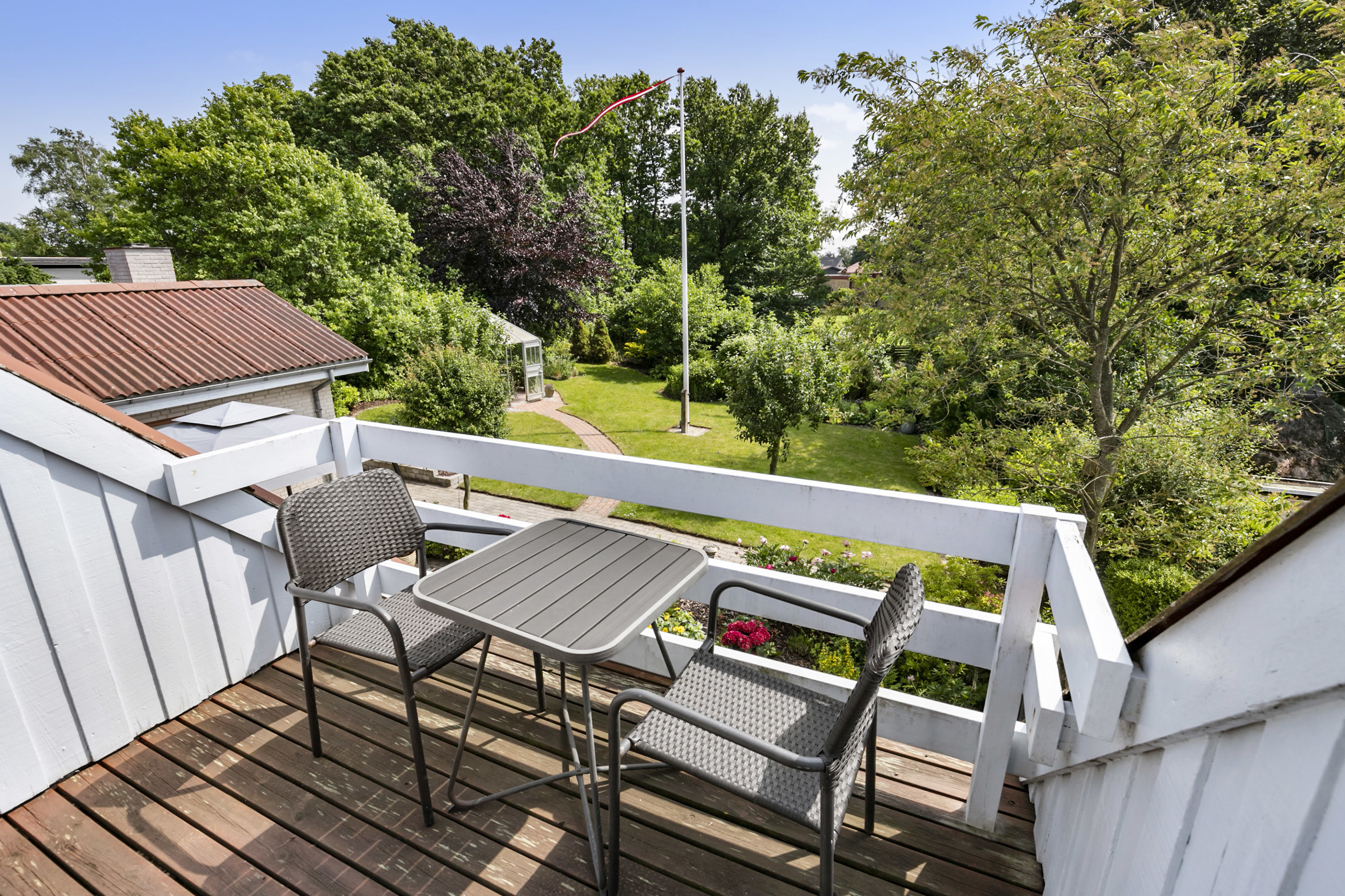 Miniaturebillede 2: altan. Billede af Dr. Margrethes Vej 27, 9600 Aars