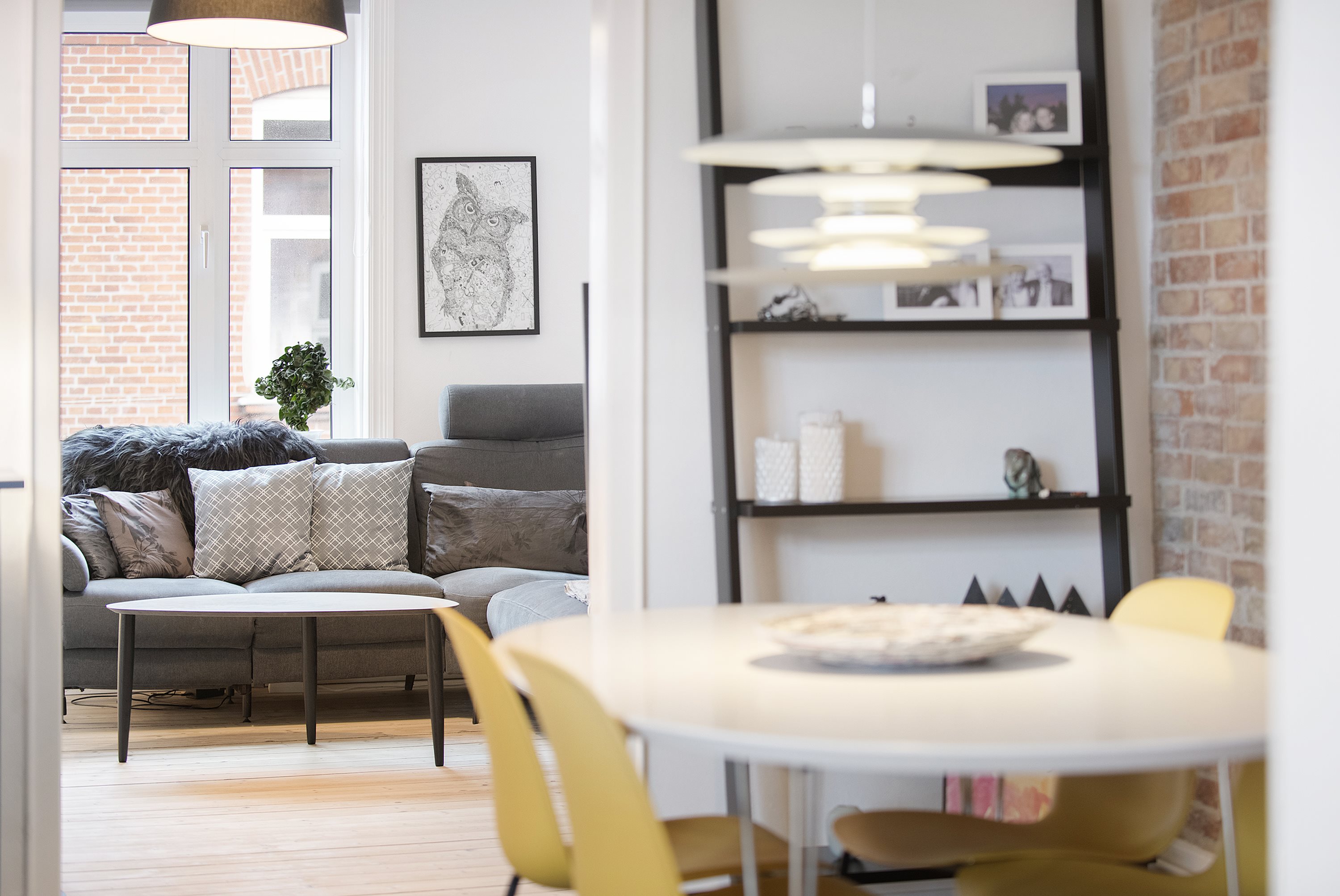 Fremhævet stue billede i fuldskærmstilstand. Billede af Reberbansgade 3, 2., 9000 Aalborg