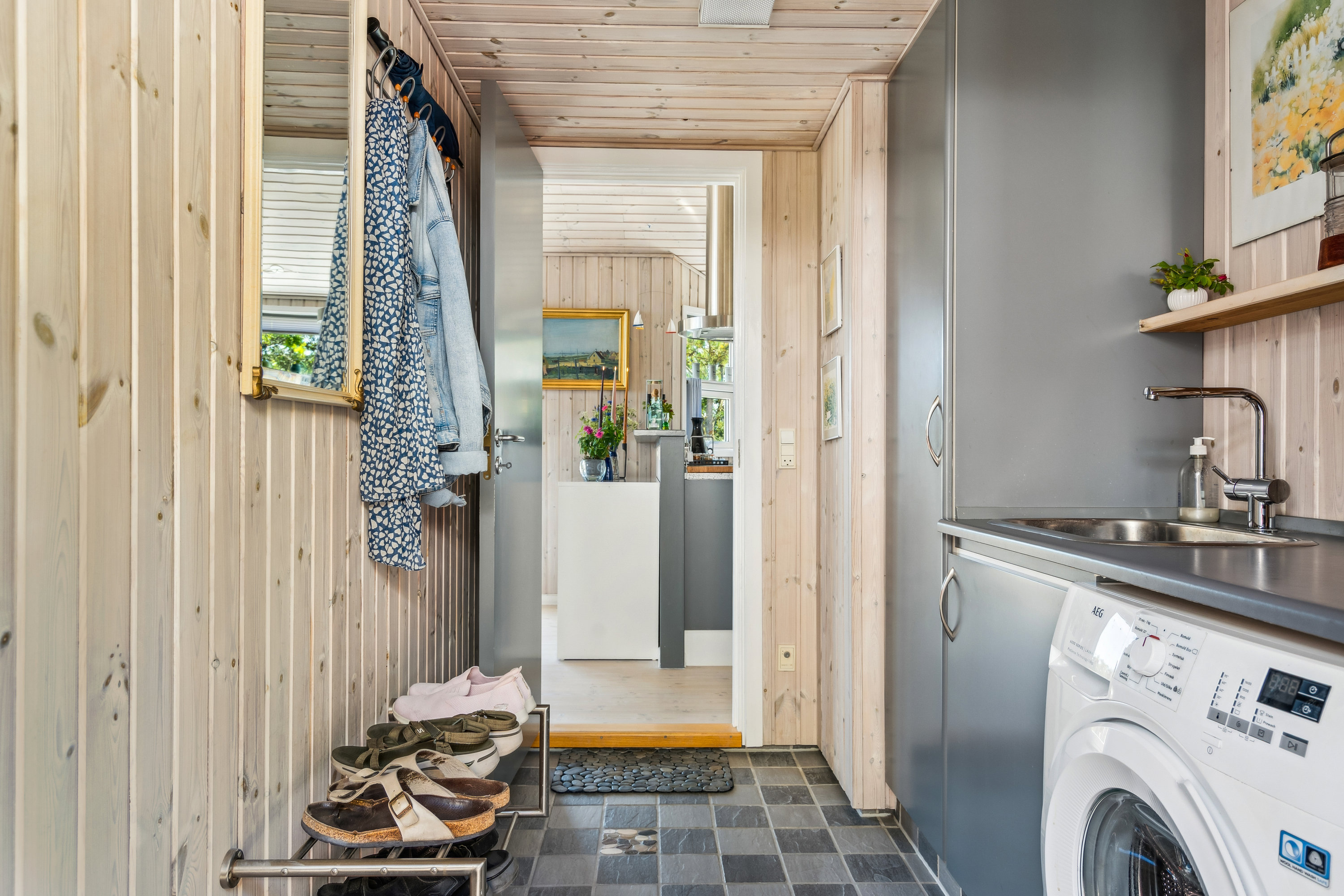 Miniaturebillede 1: bryggers. Billede af Perlevej 2, Bunken, 9982 Ålbæk