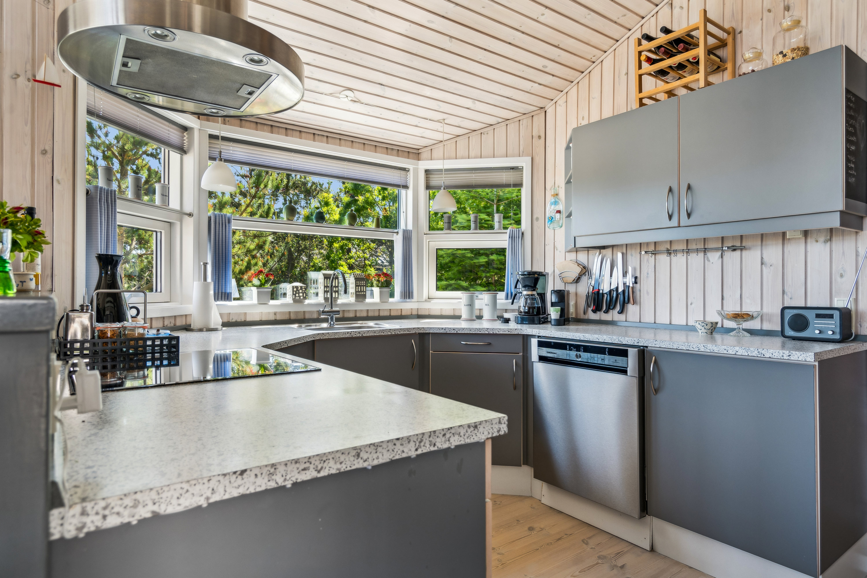 Miniaturebillede 2: køkken. Billede af Perlevej 2, Bunken, 9982 Ålbæk