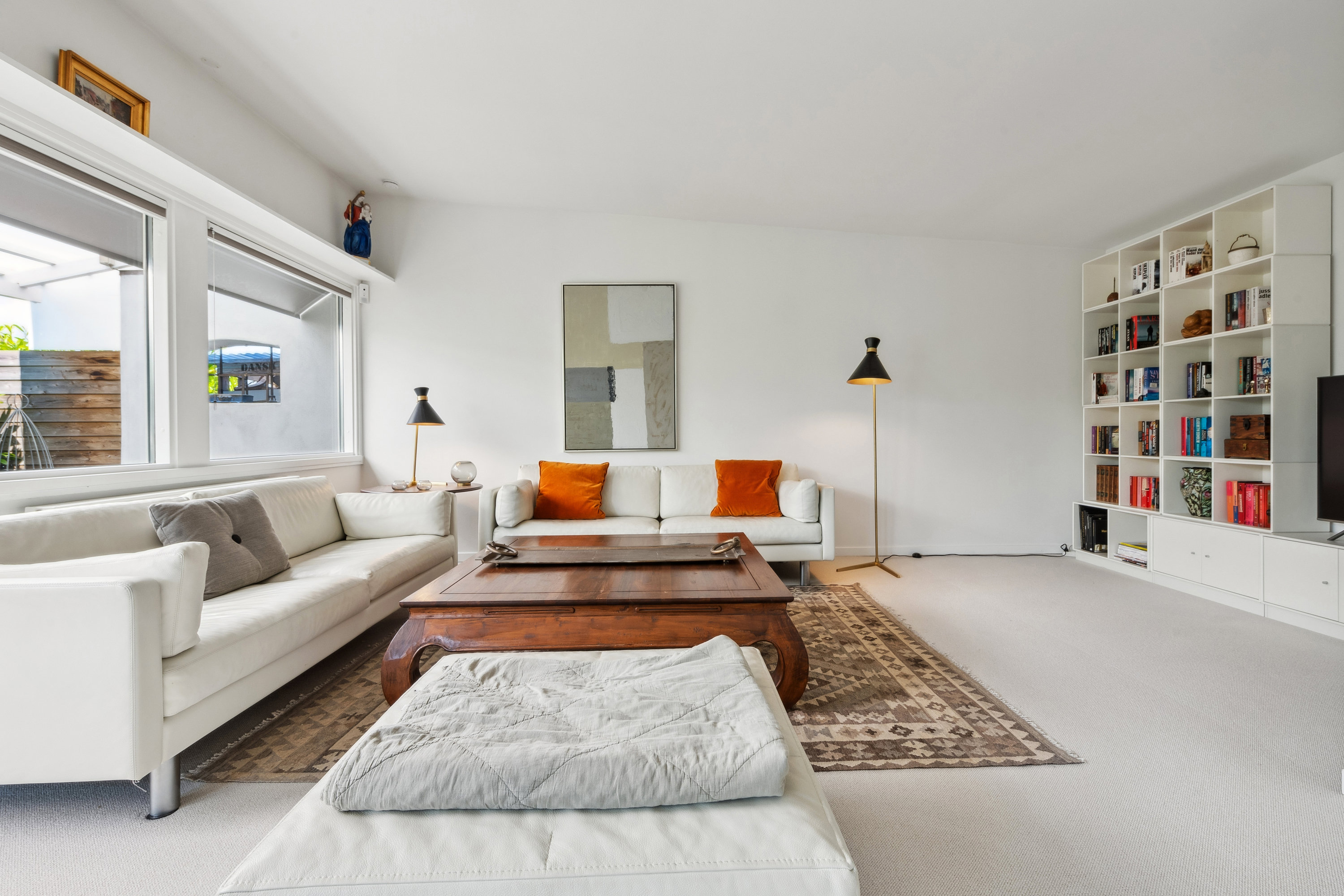 Fremhævet stue billede i fuldskærmstilstand. Billede af Vogtervej 4, 3060 Espergærde