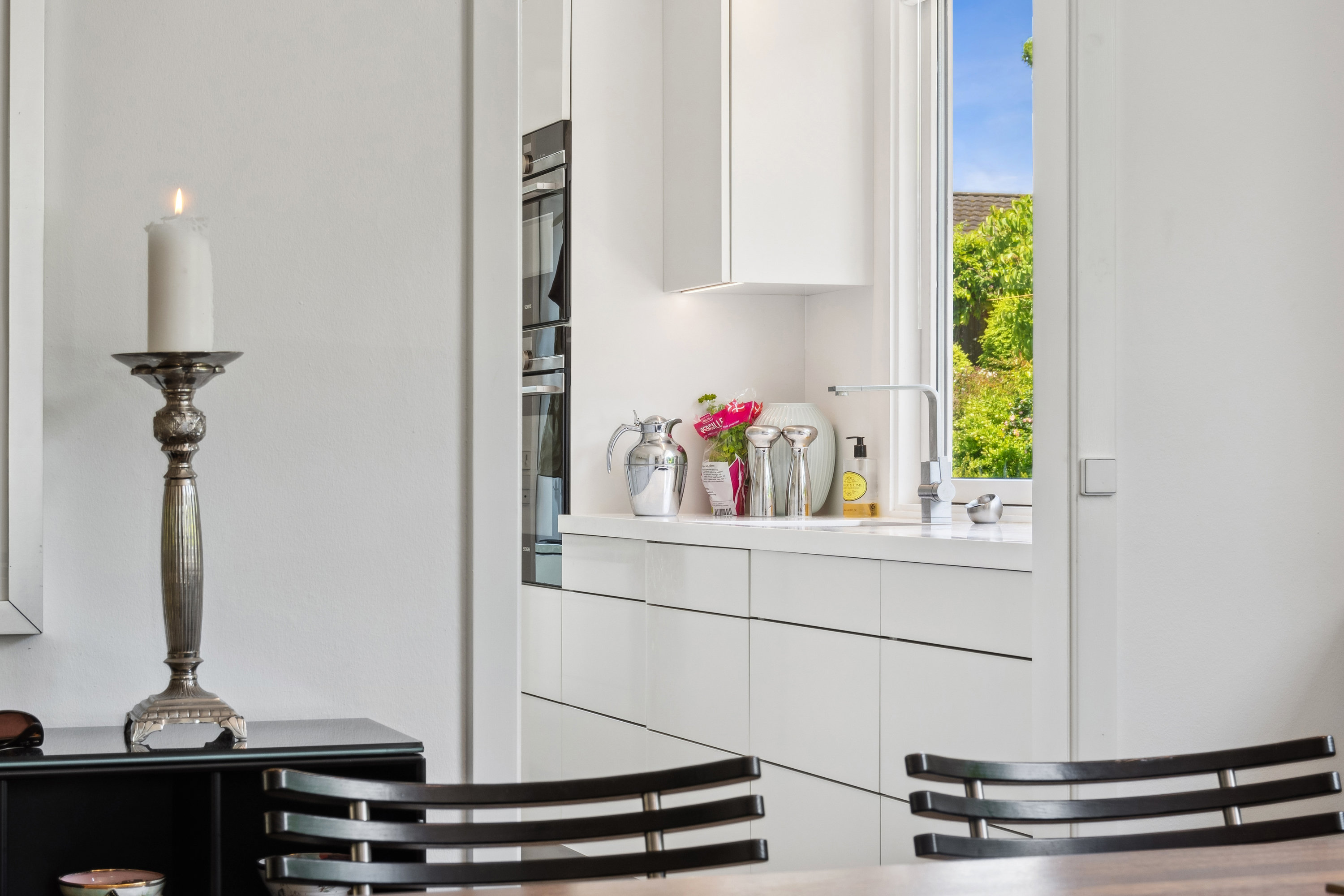 Fremhævet køkken billede i fuldskærmstilstand. Billede af Vogtervej 4, 3060 Espergærde