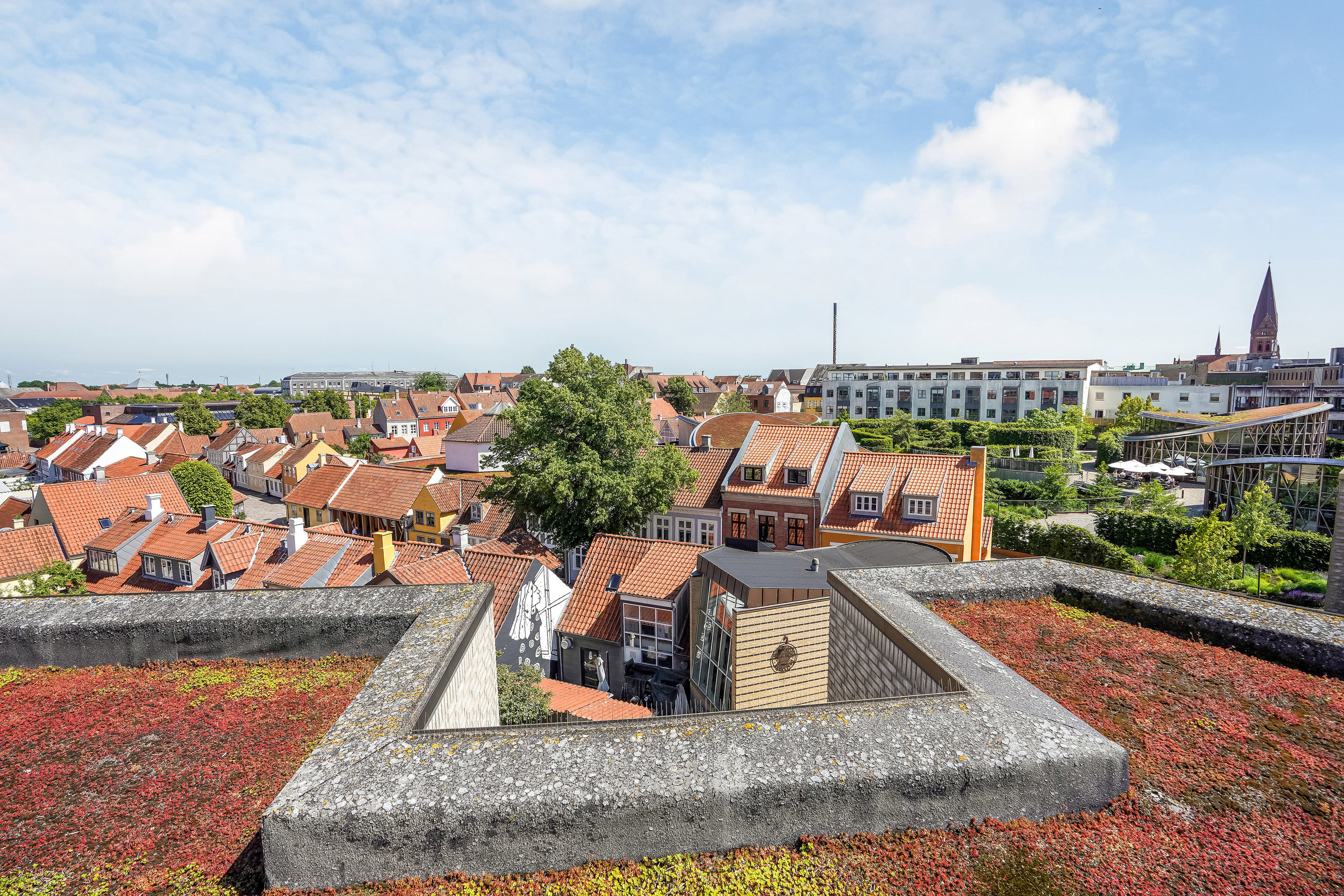 Fremhævet område billede i fuldskærmstilstand. Billede af Carl Nielsens Kvarter 17, 1. 1., 5000 Odense C