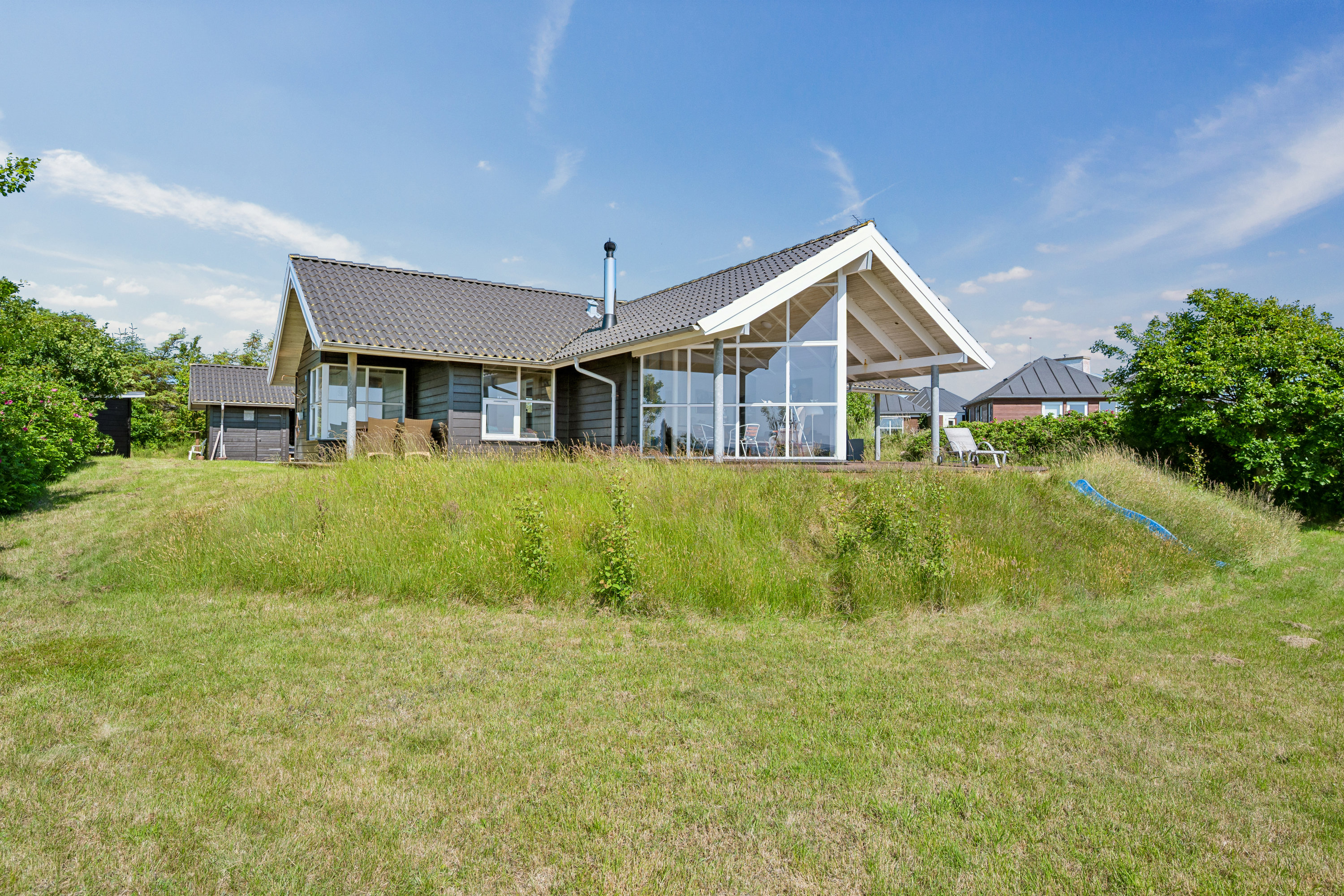 Fremhævet ejendom 1 billede i fuldskærmstilstand. Billede af Fyrrevej 23, Skødshoved Strand, 8420 Knebel