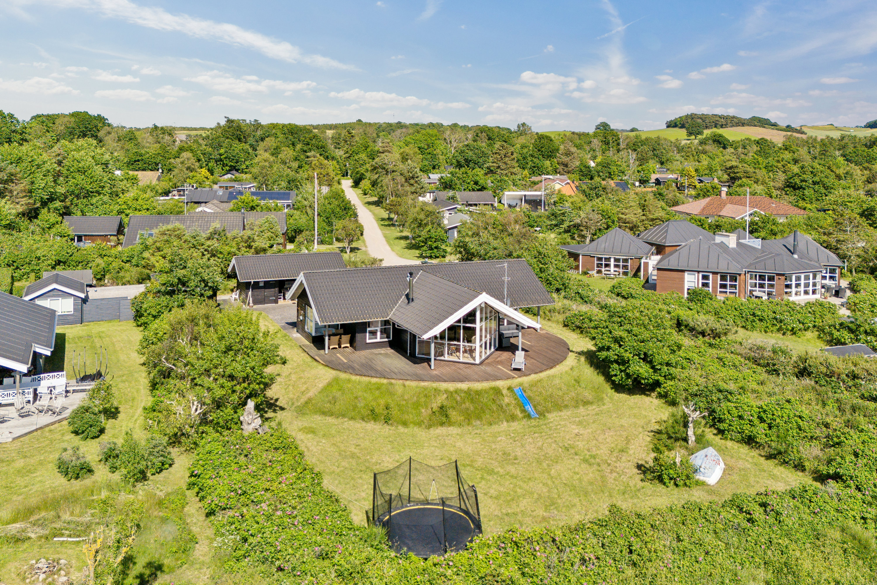 Miniaturebillede 2: luftfoto. Billede af Fyrrevej 23, Skødshoved Strand, 8420 Knebel