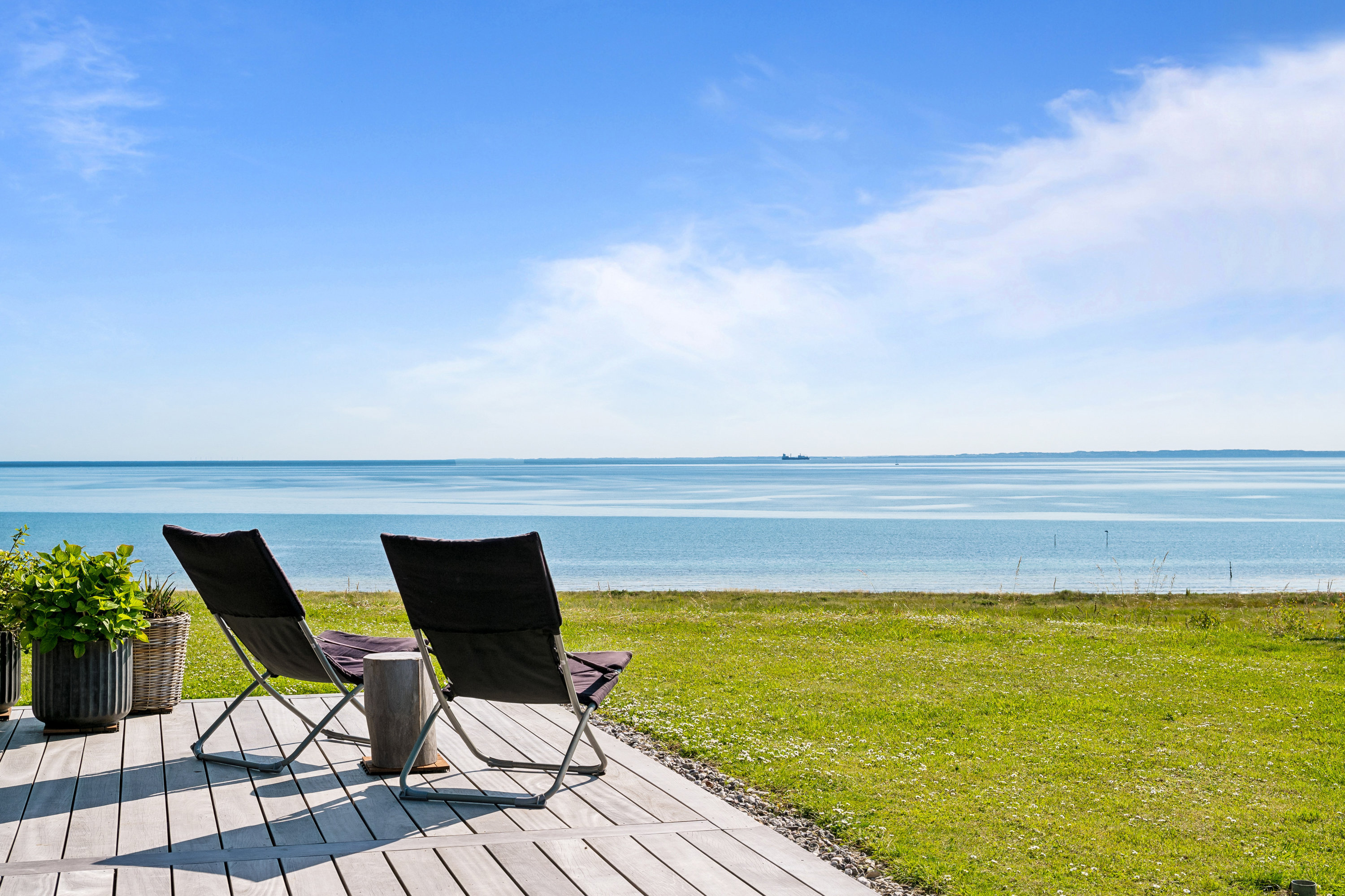 Miniaturebillede 1: ejendom 1. Billede af Skråningen 42, Strands, 8420 Knebel