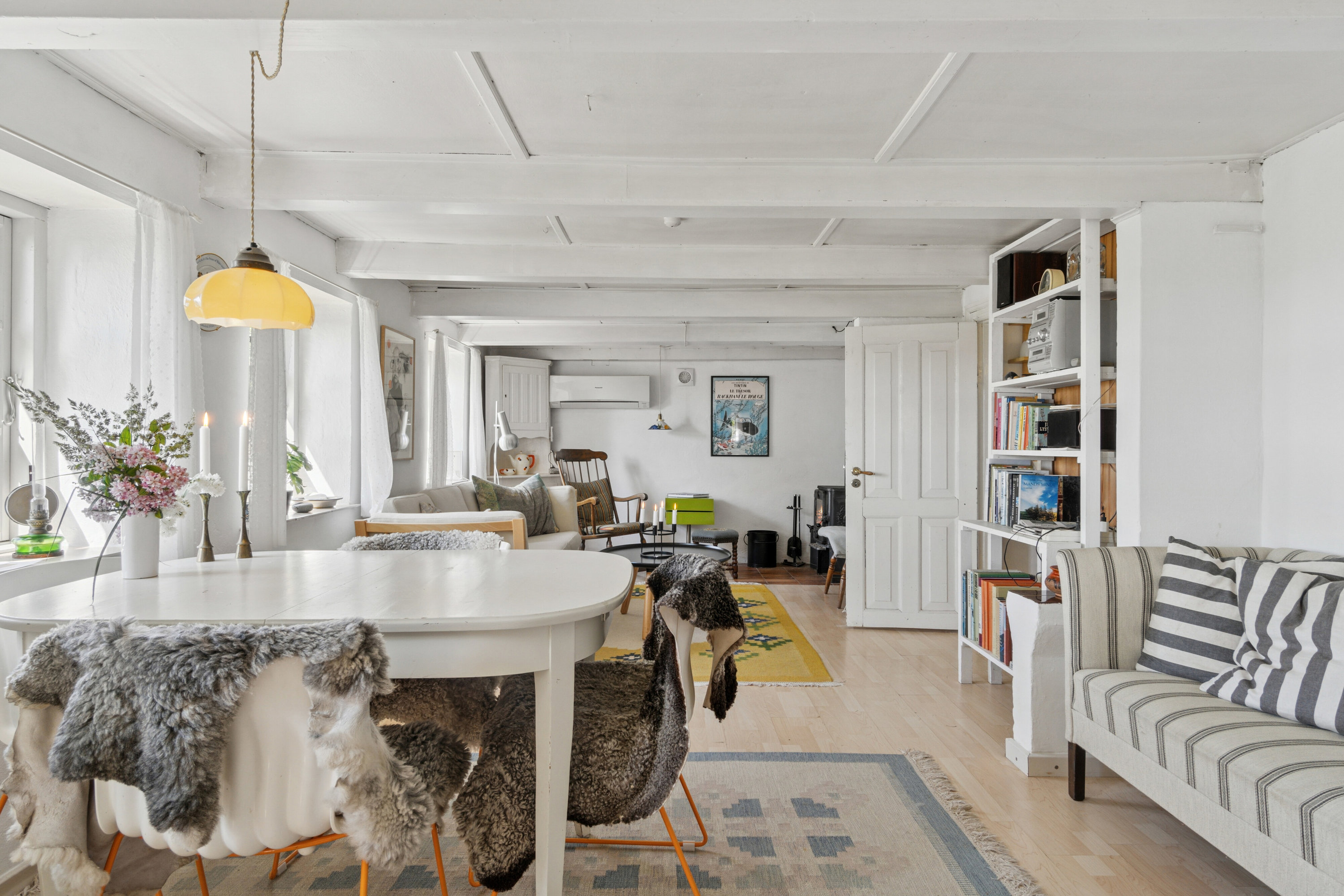 Fremhævet stue billede i fuldskærmstilstand. Billede af Aggervej 3, 7770 Vestervig