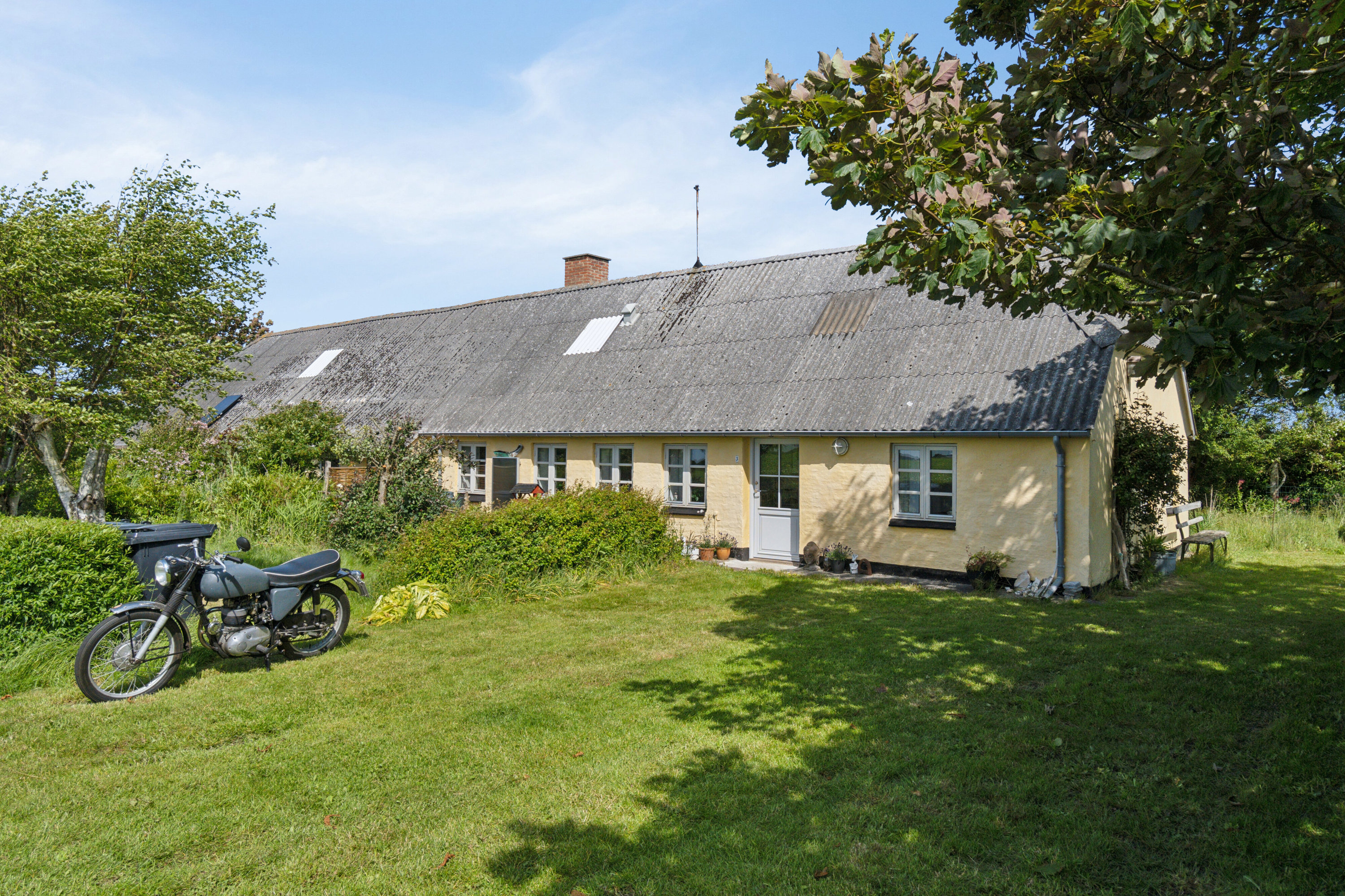 Fremhævet set fra haven billede i fuldskærmstilstand. Billede af Aggervej 3, 7770 Vestervig