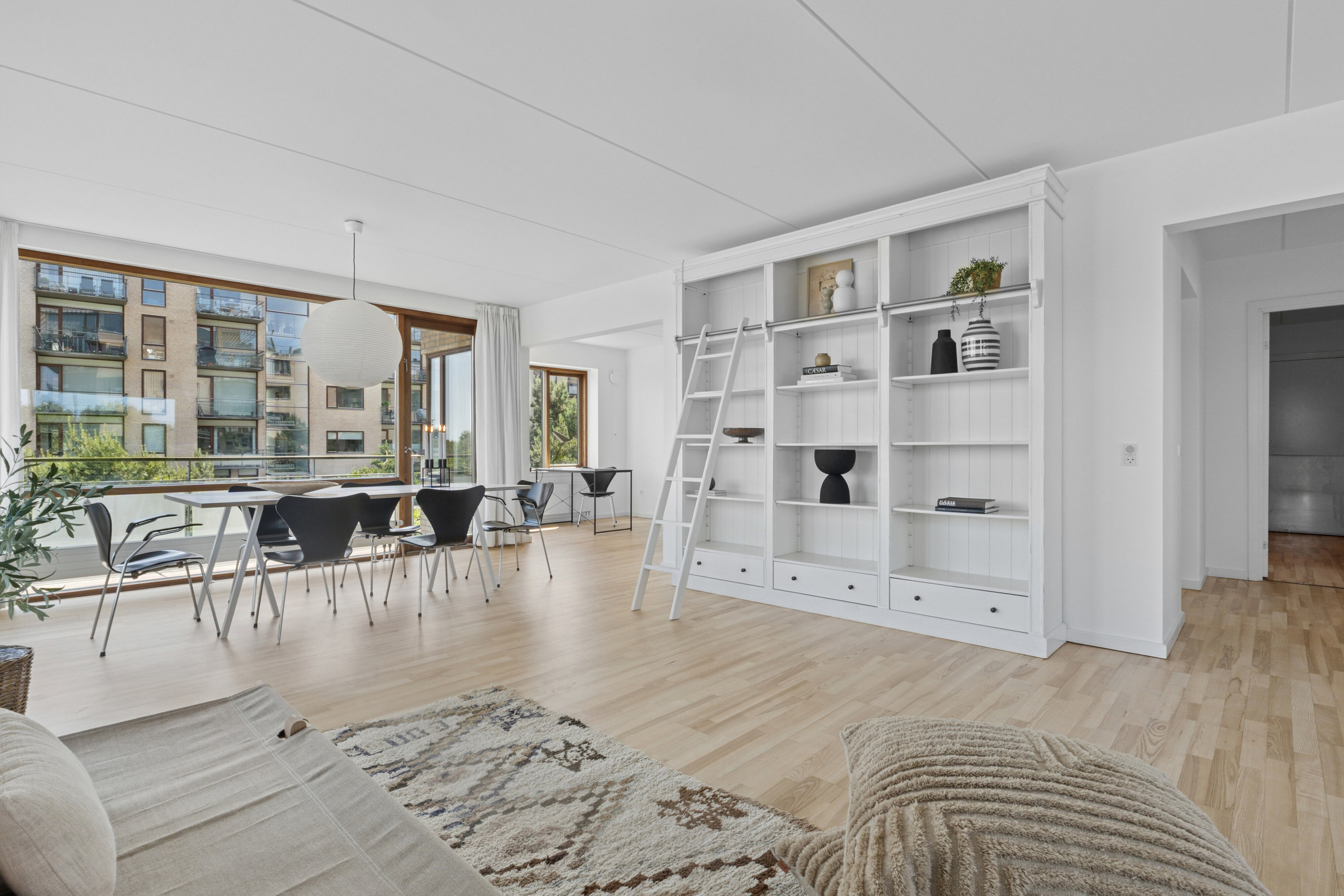 Fremhævet stue billede i fuldskærmstilstand. Billede af Øresund Parkvej 5, 1. th., 2300 København S