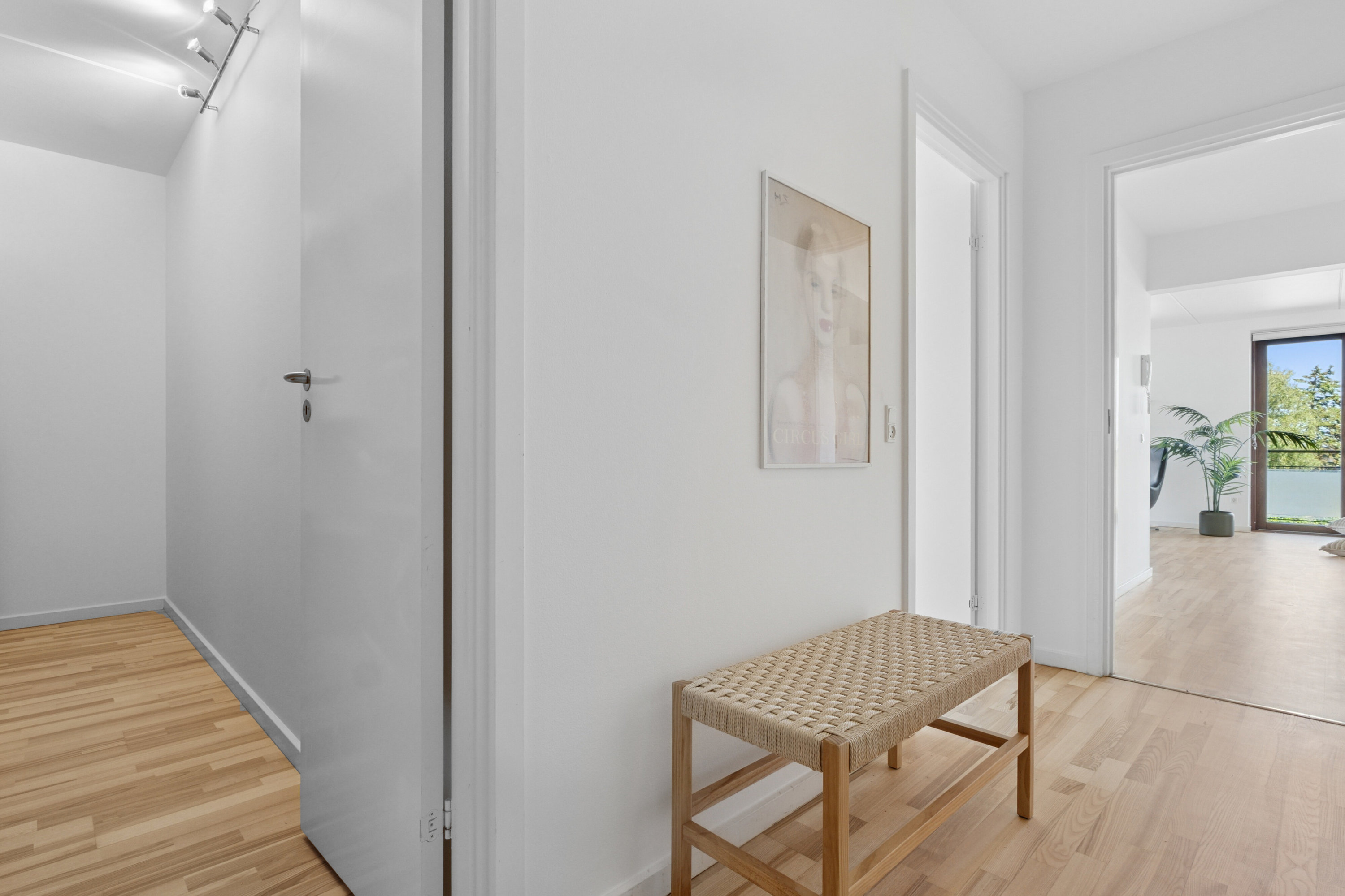 Fremhævet gang billede i fuldskærmstilstand. Billede af Øresund Parkvej 5, 1. th., 2300 København S